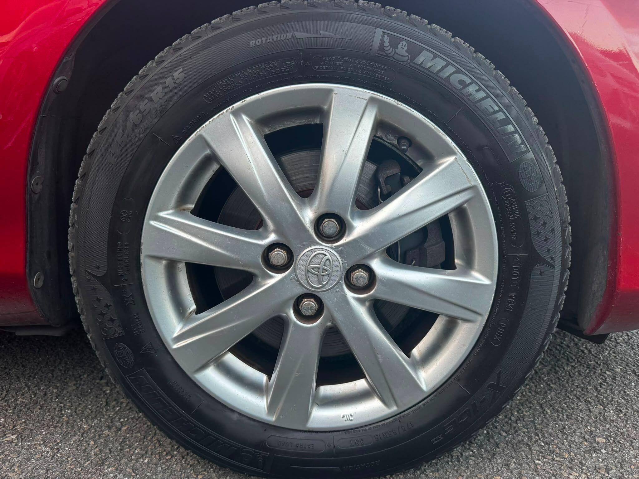 Toyota Yaris view 30
