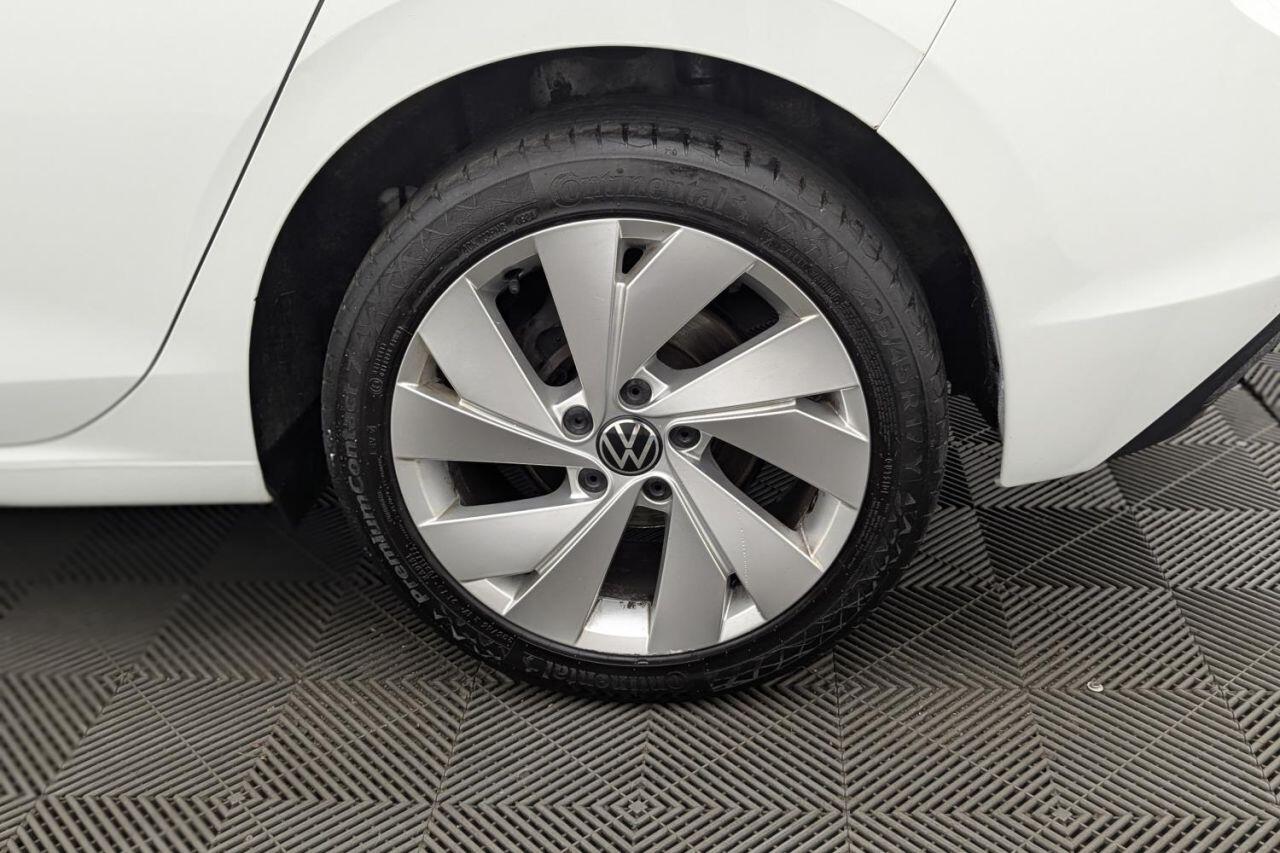 Volkswagen Golf view 56