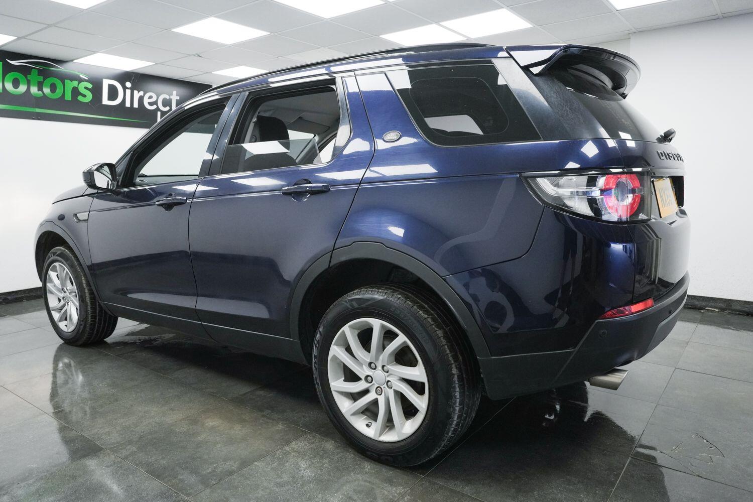 Land Rover Discovery Sport view 7