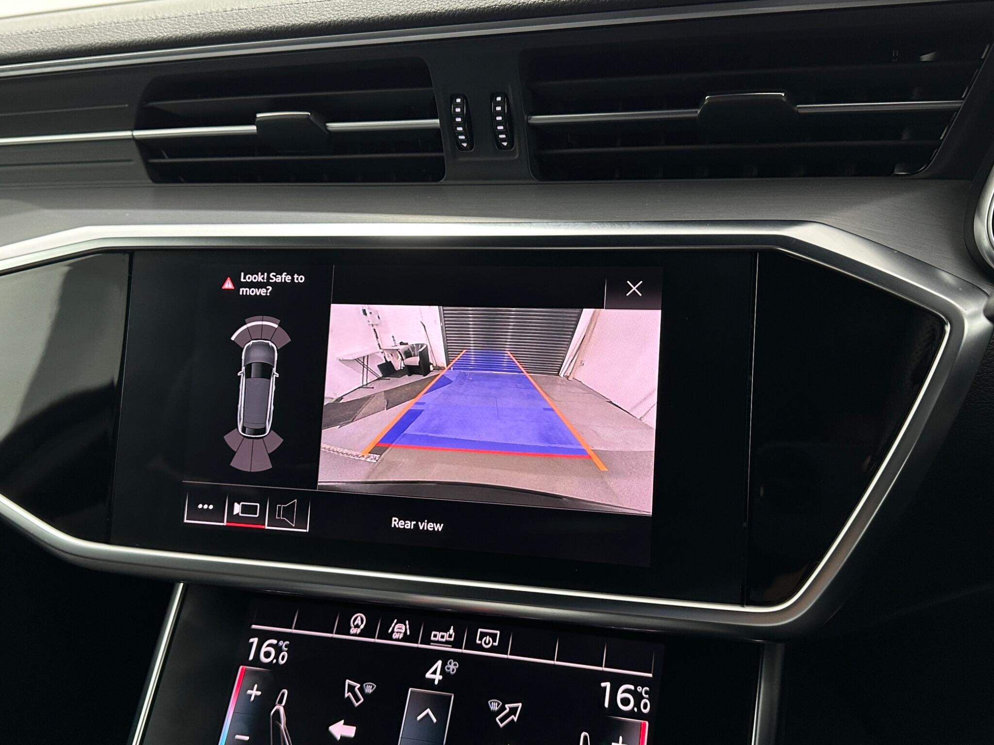 Audi A6 view 23