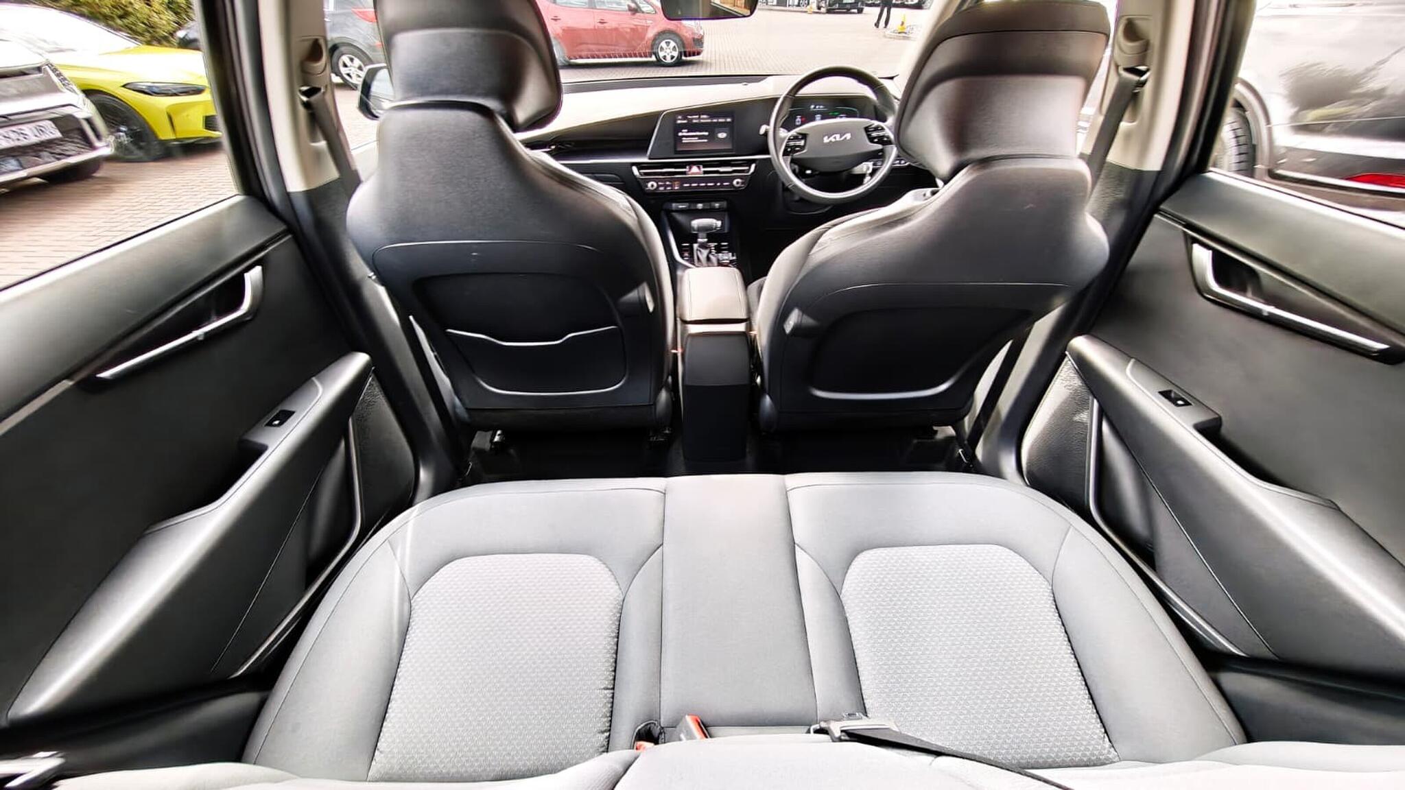 Kia Niro view 22