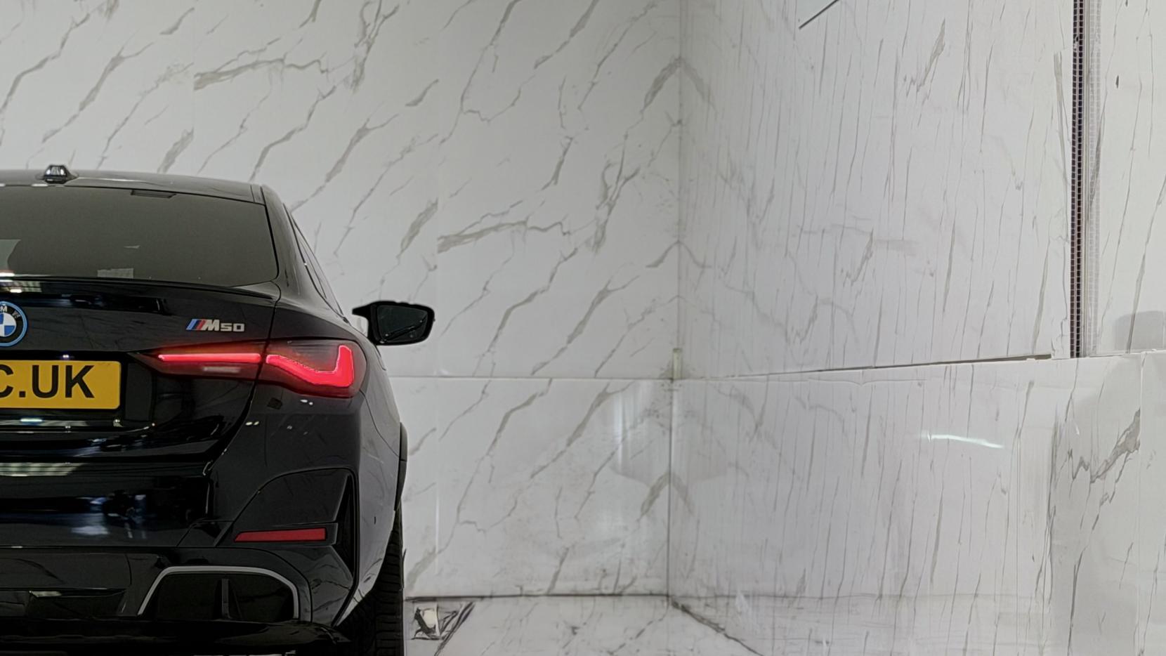 BMW I4 view 49