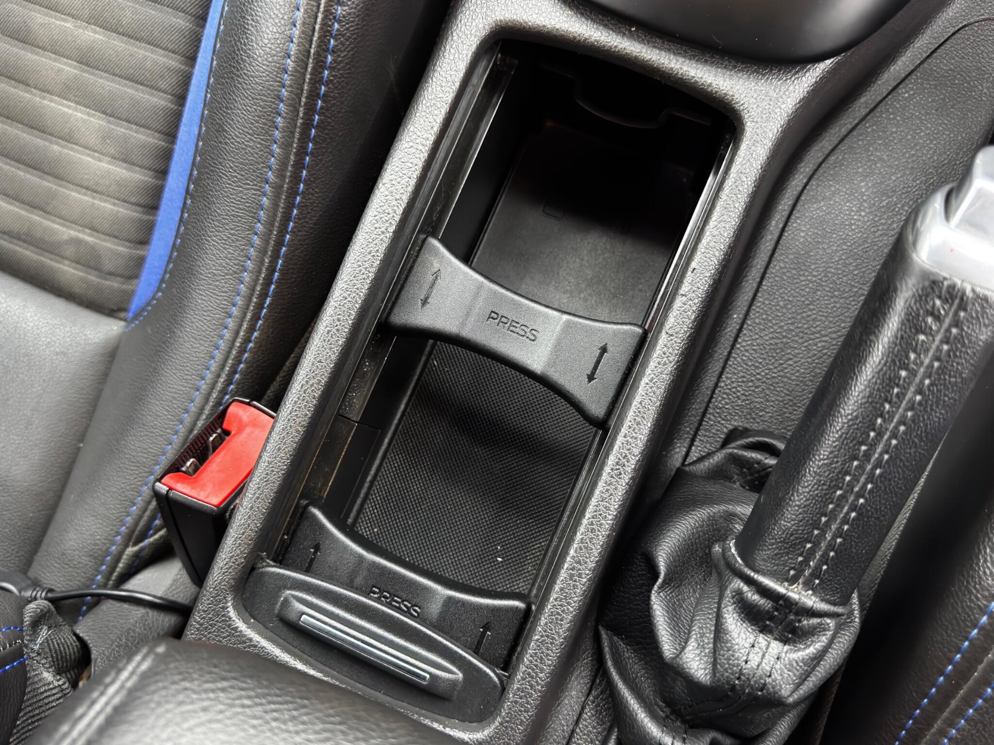 Ford Focus view 25