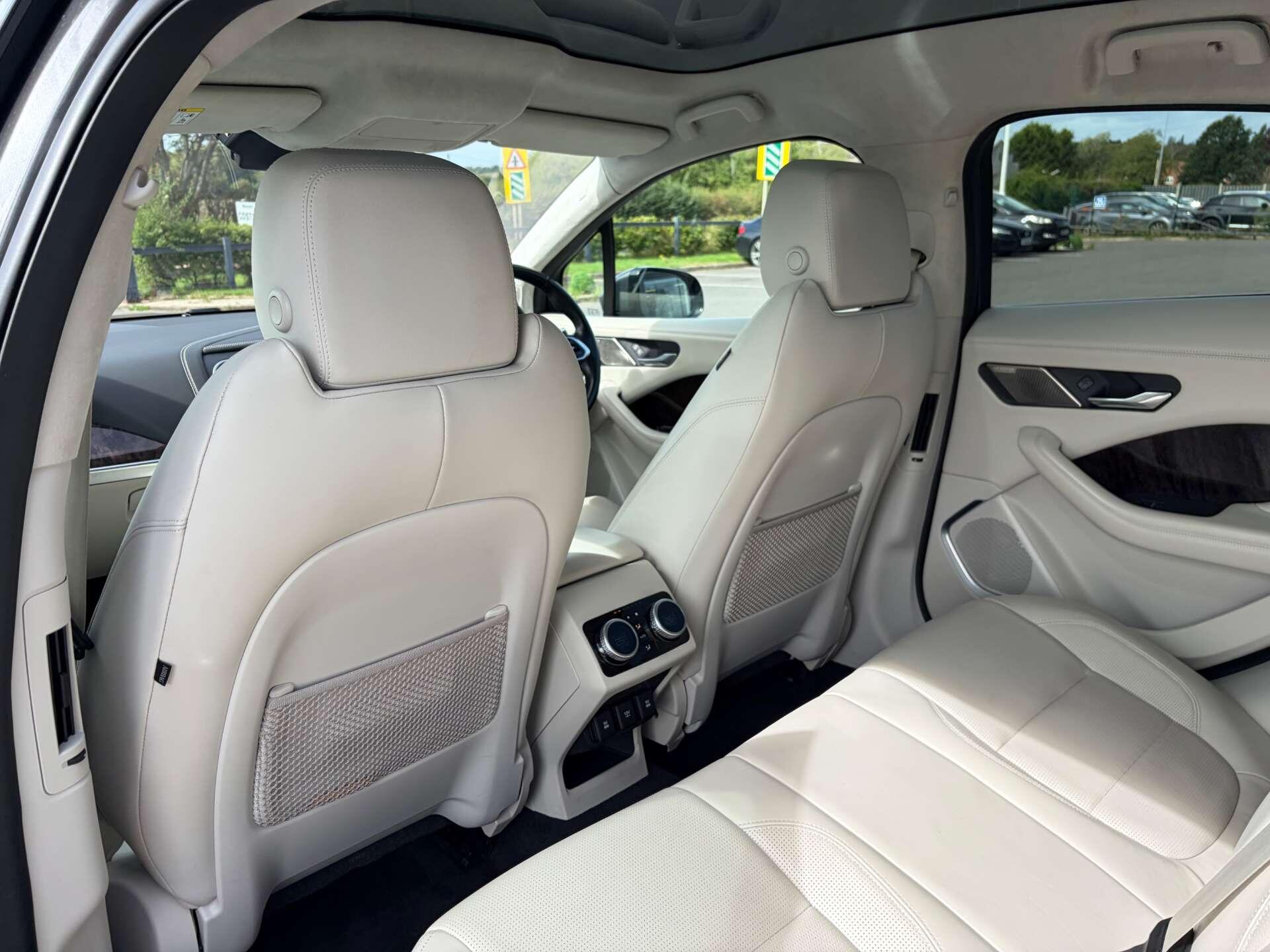 Jaguar I-Pace view 22