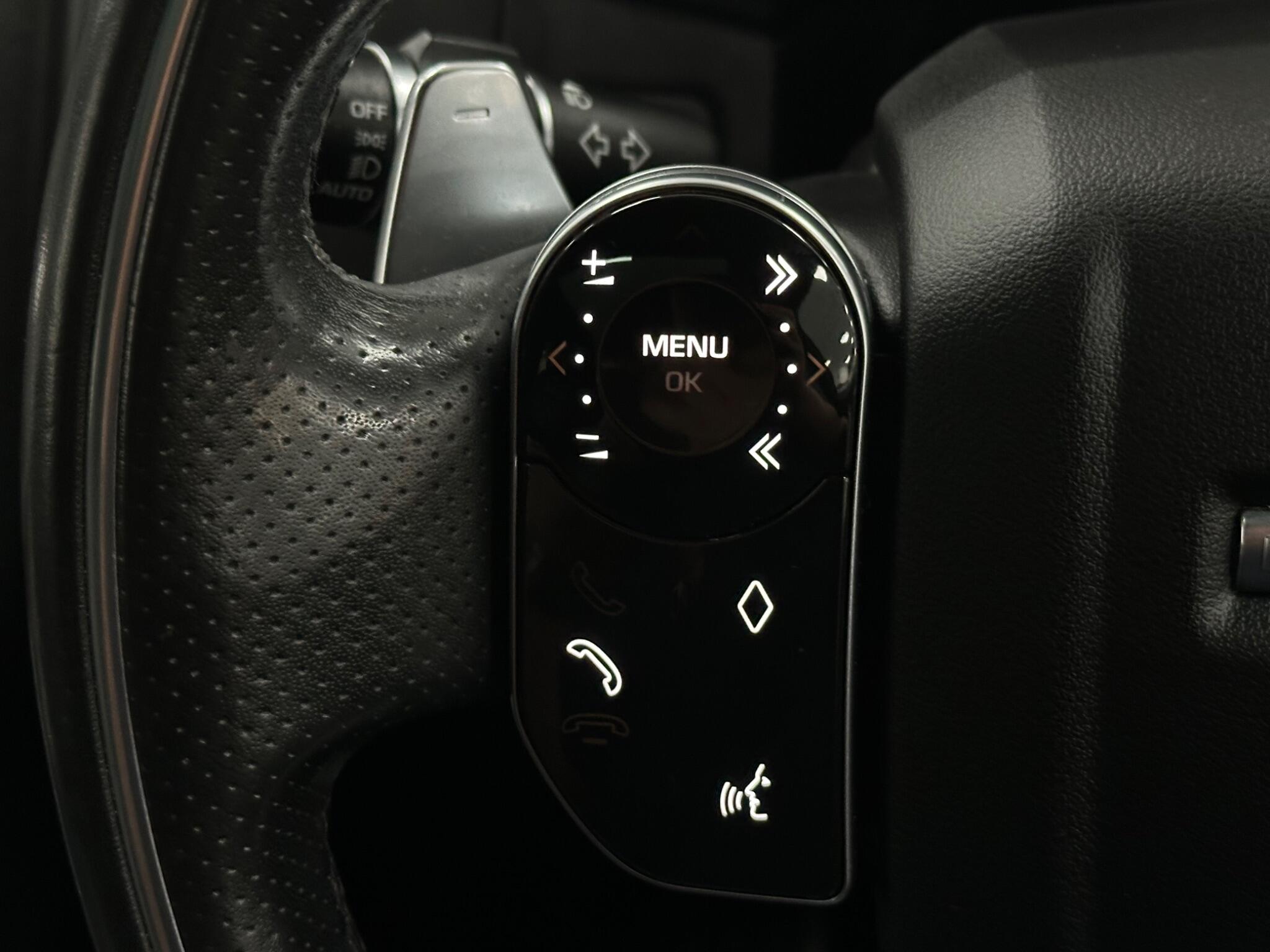 Land Rover Range Rover Sport view 27