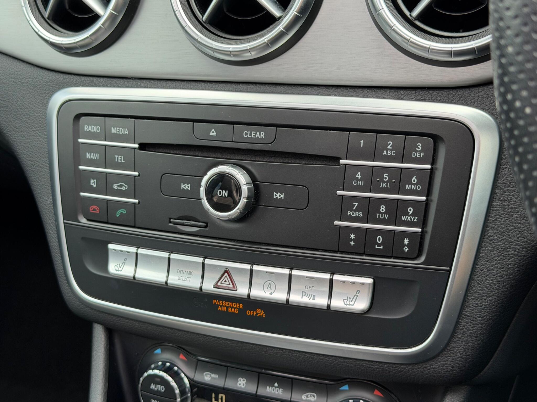Mercedes-Benz Cla view 39