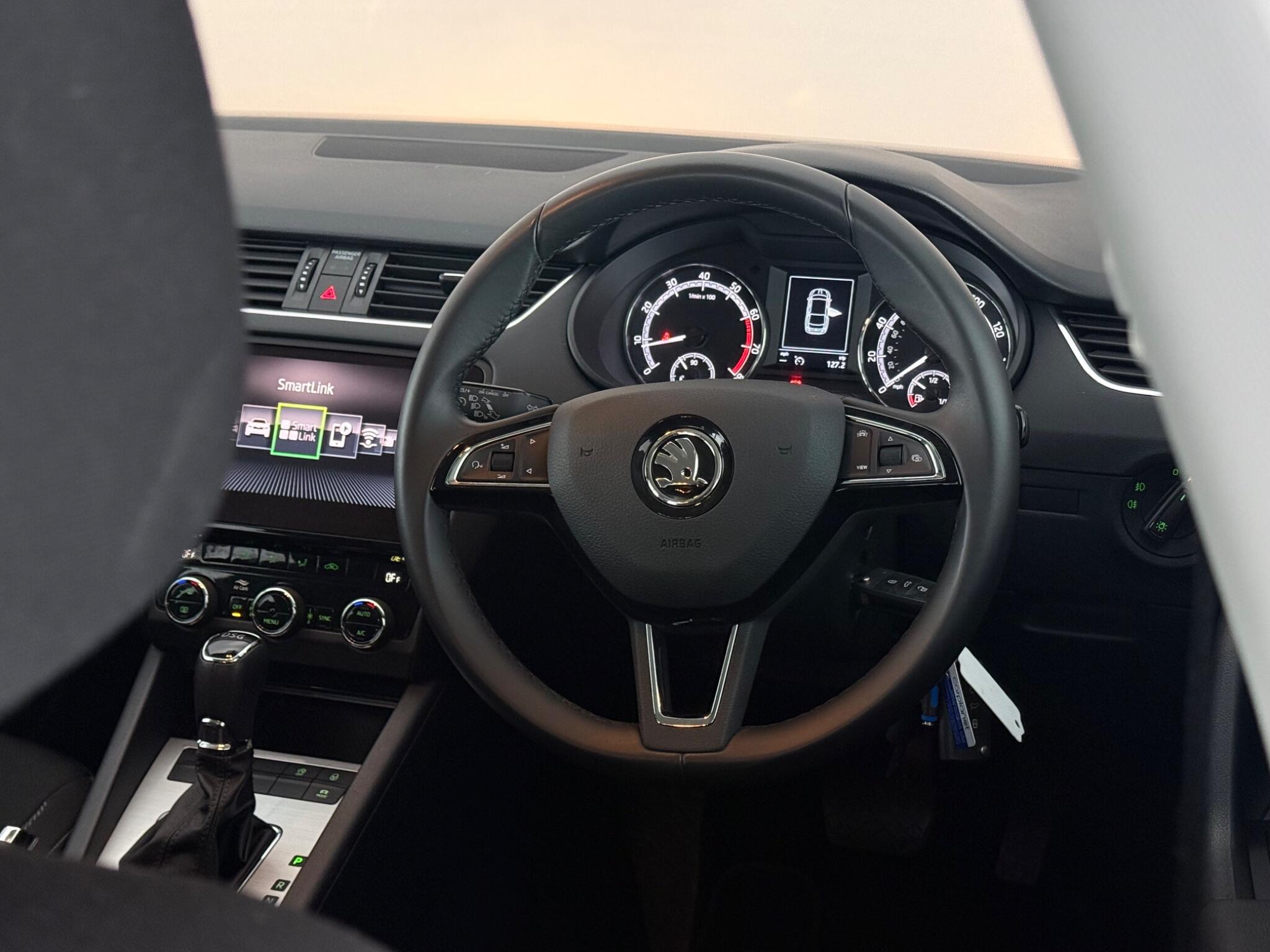 Skoda Octavia view 13