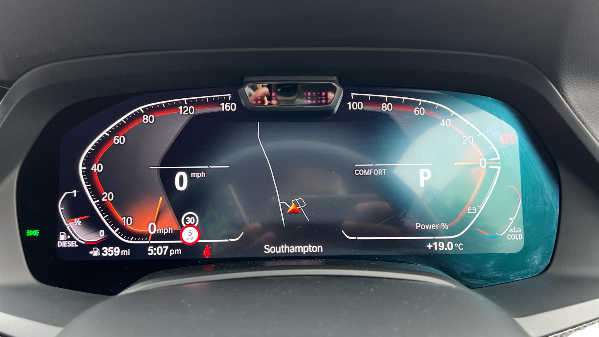 BMW X6 view 9