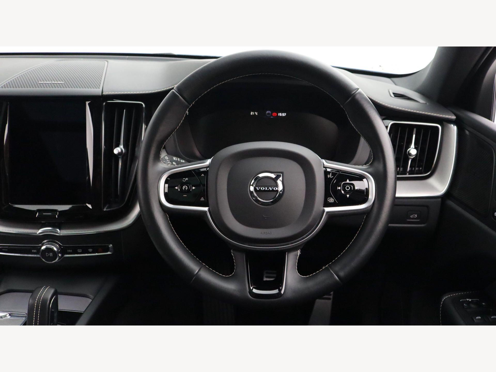 Volvo XC60 view 13
