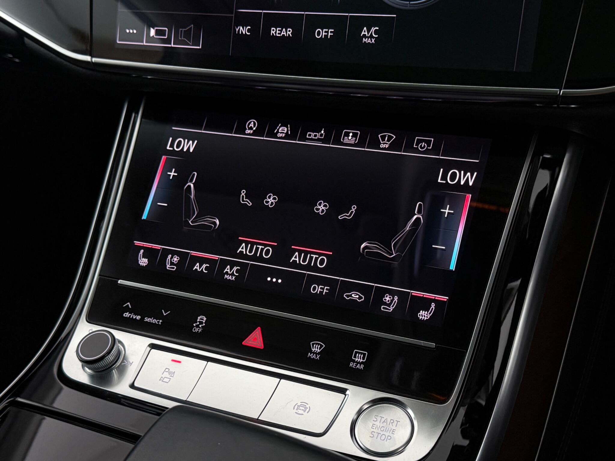 Audi A8 view 24