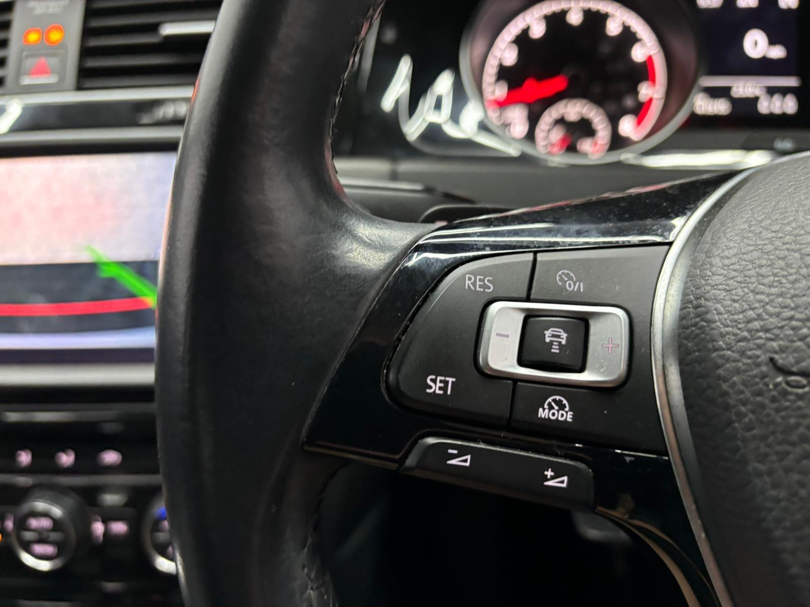 Volkswagen Golf view 14