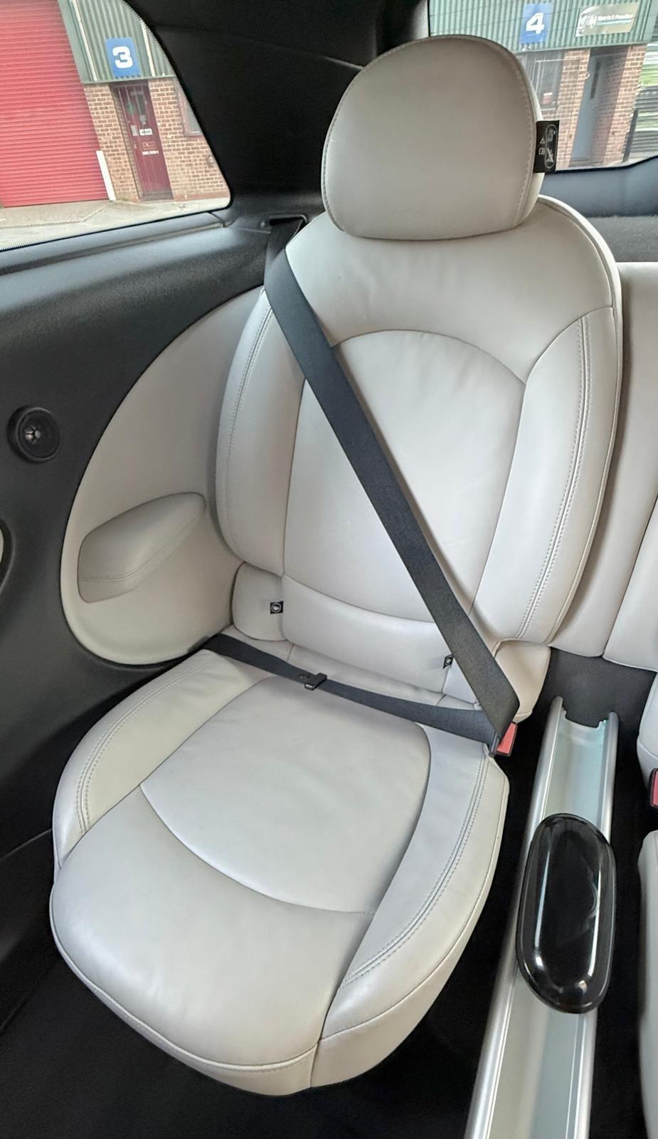 Mini Paceman view 30