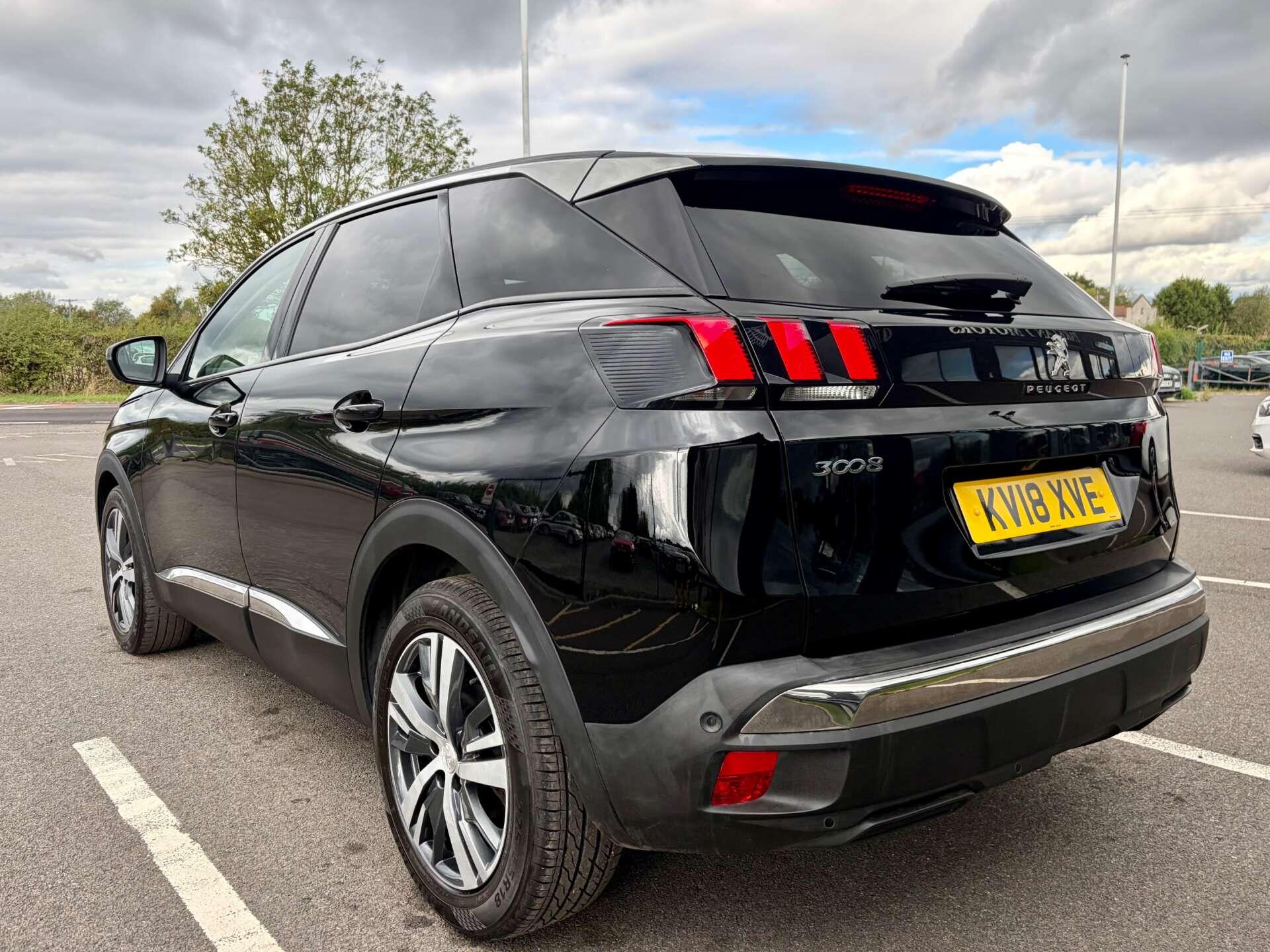 Peugeot 3008 view 6