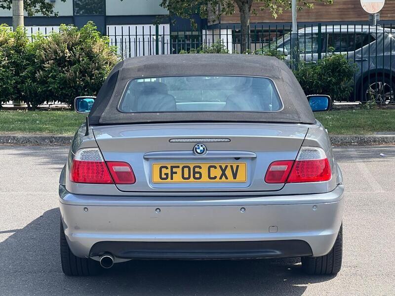 BMW 3 Series view 18
