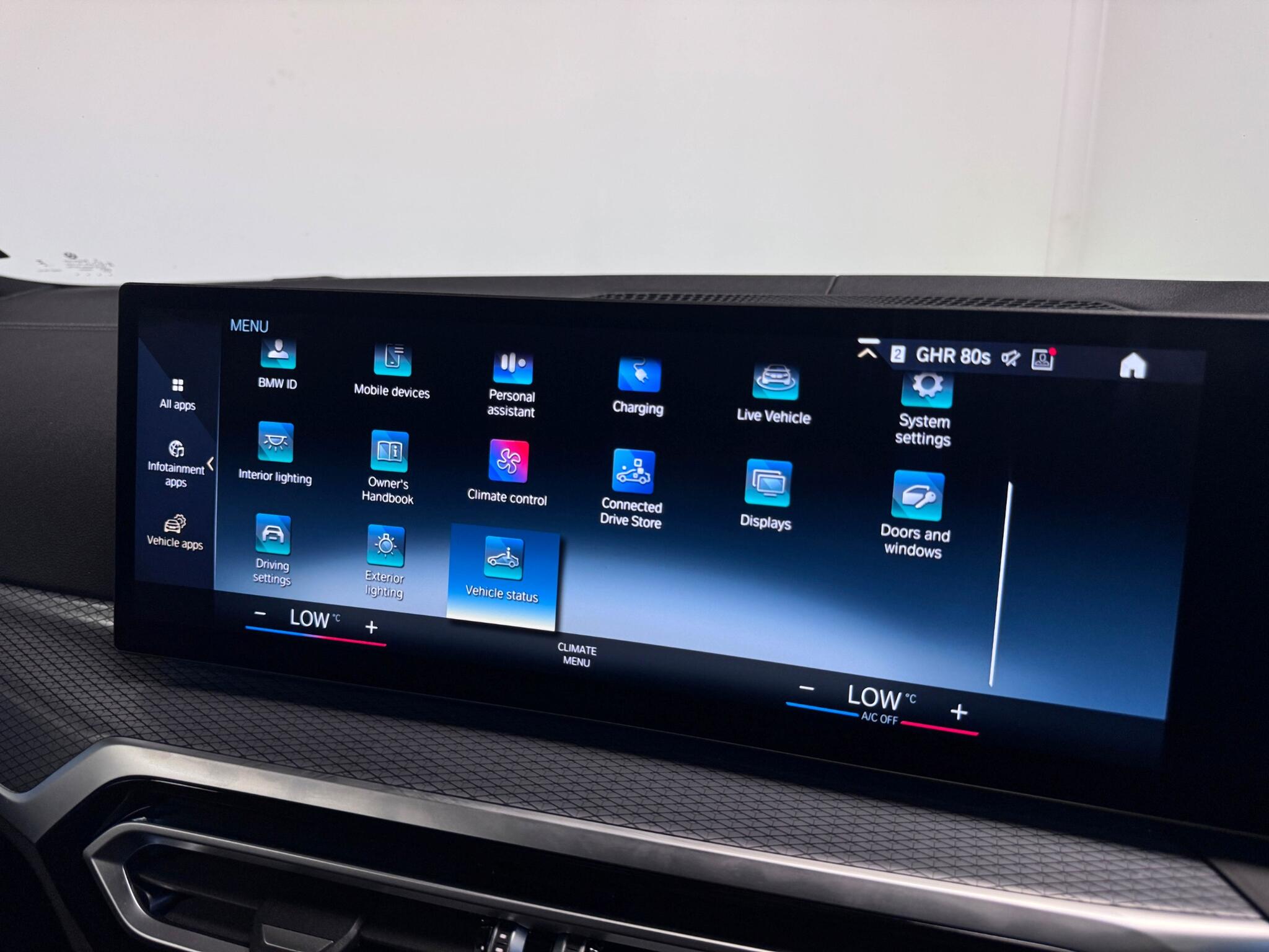 BMW I4 view 45