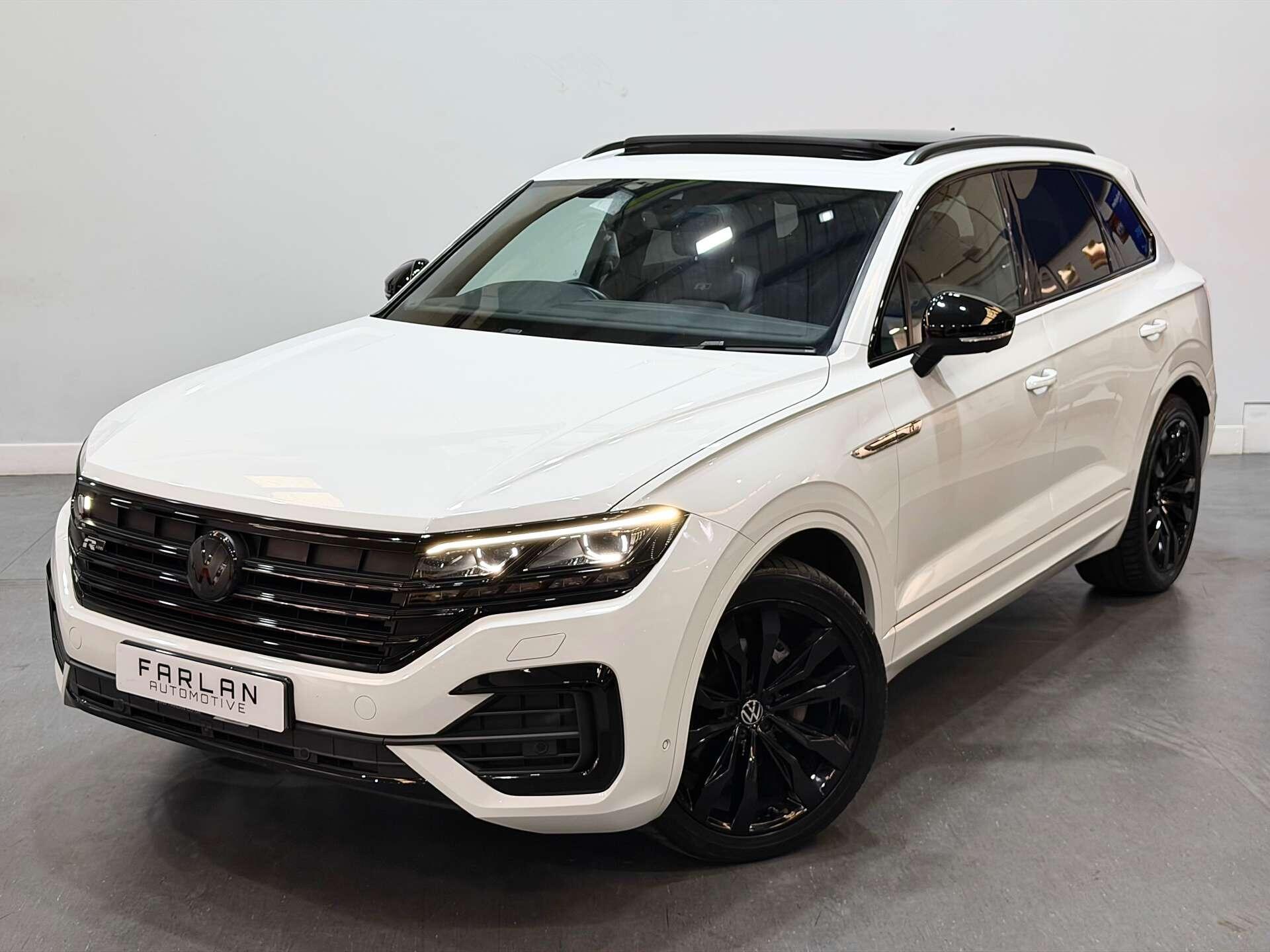 Volkswagen Touareg view 13