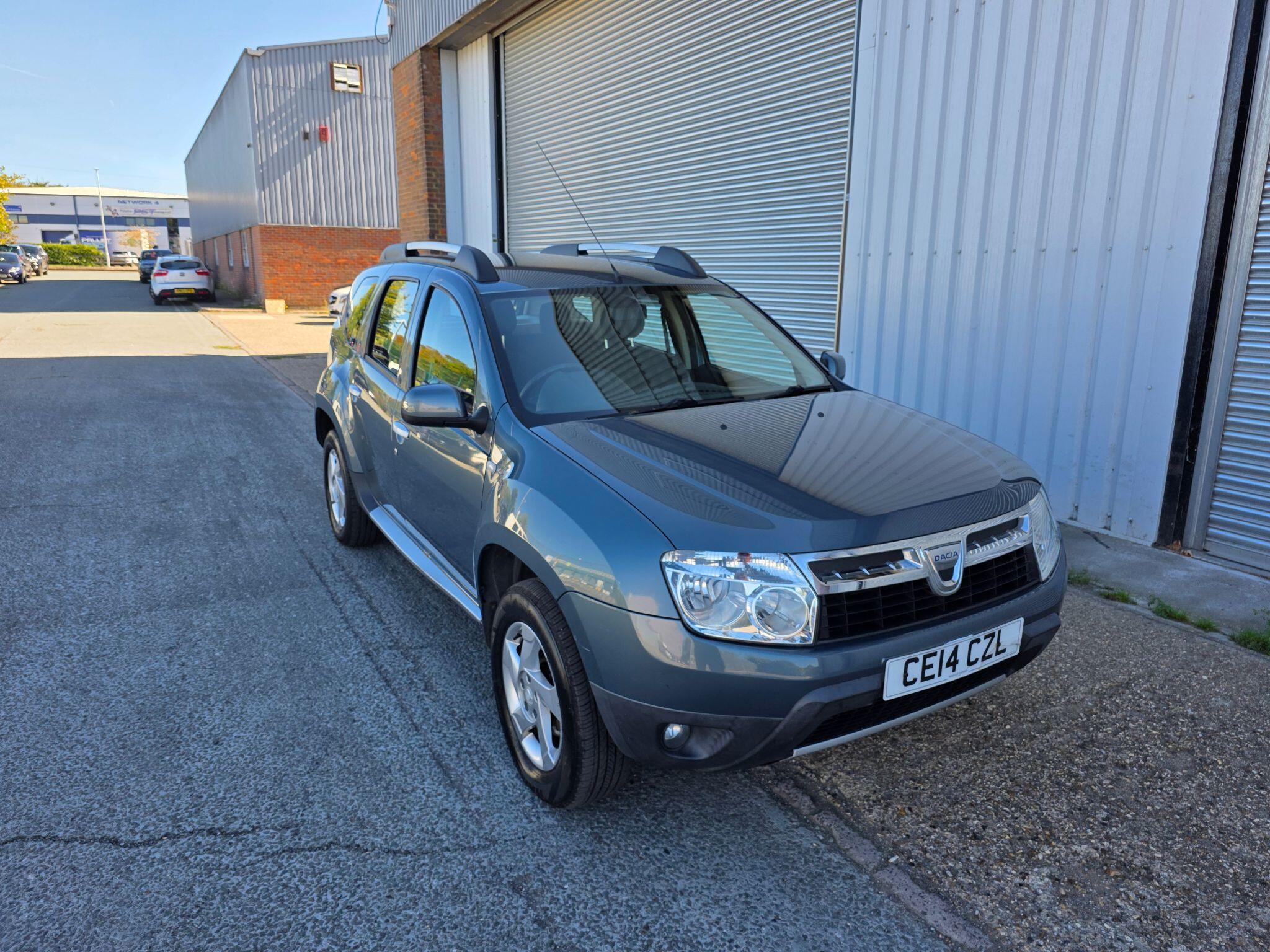 Dacia Duster view 4