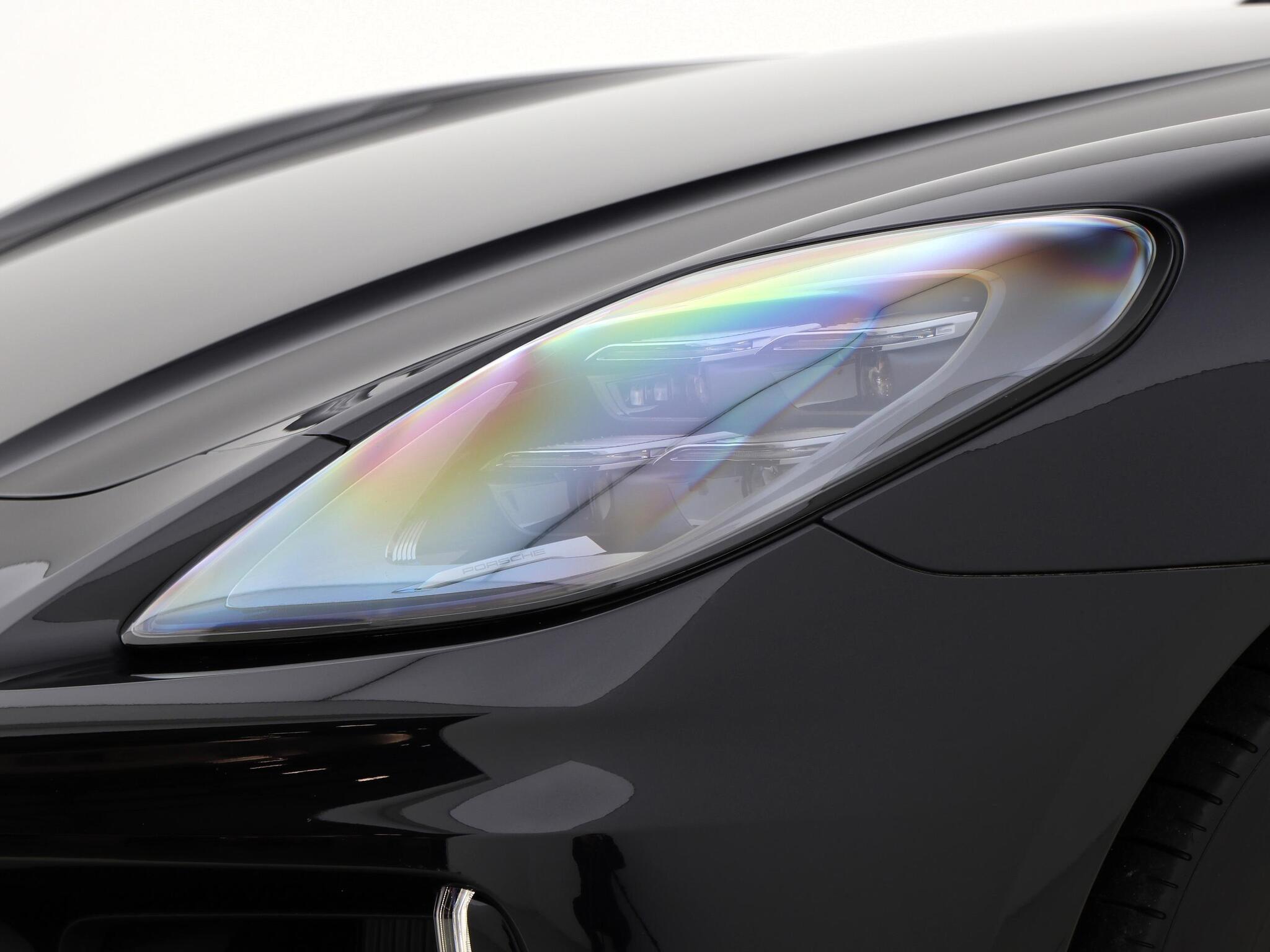 Porsche Panamera view 15