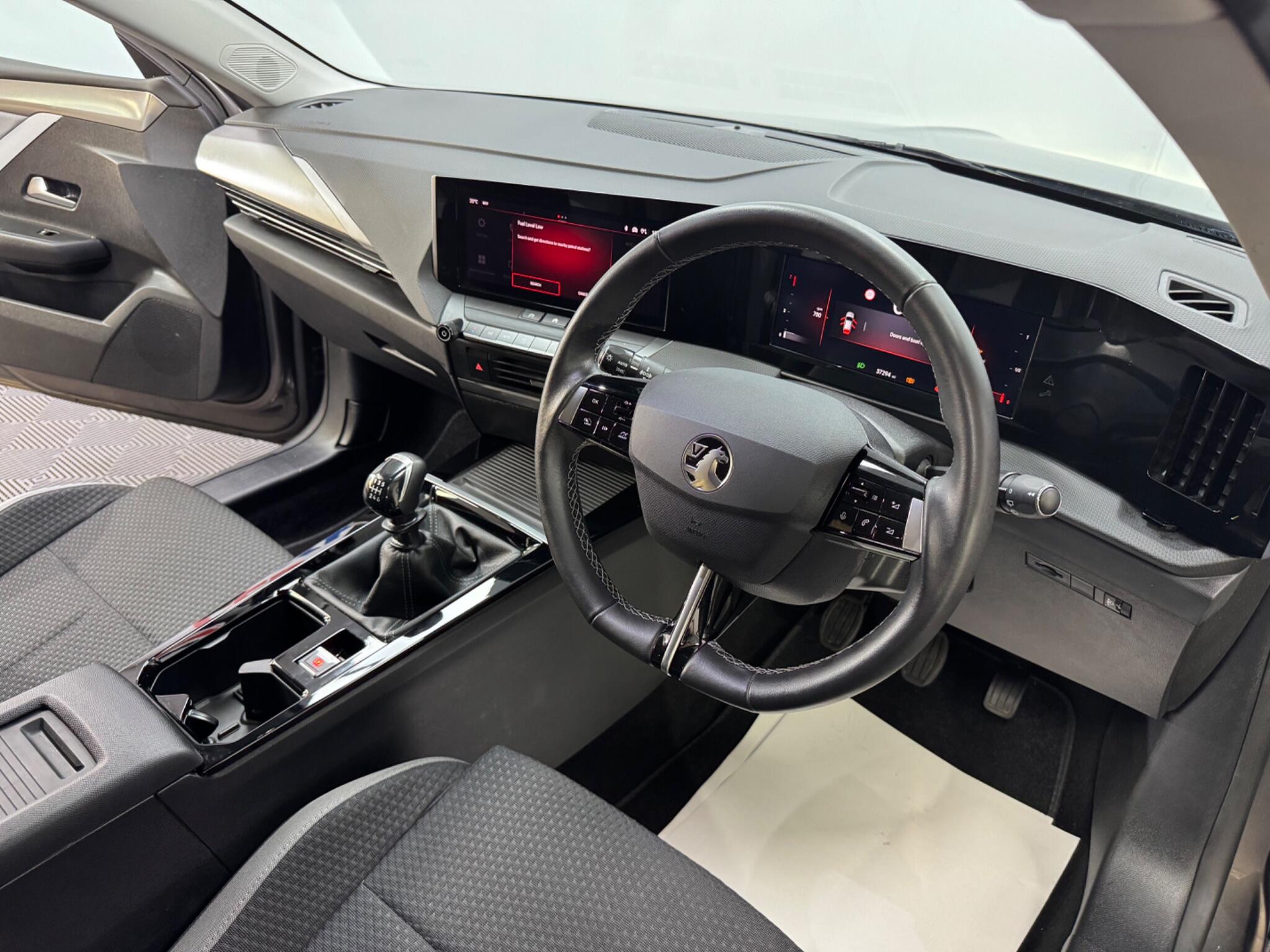 Vauxhall Astra view 16