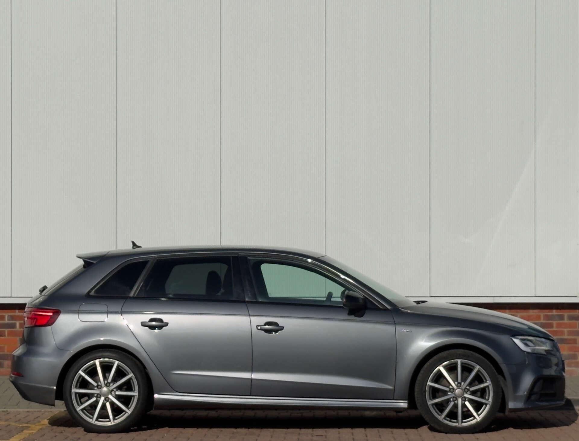 Audi A3 view 7