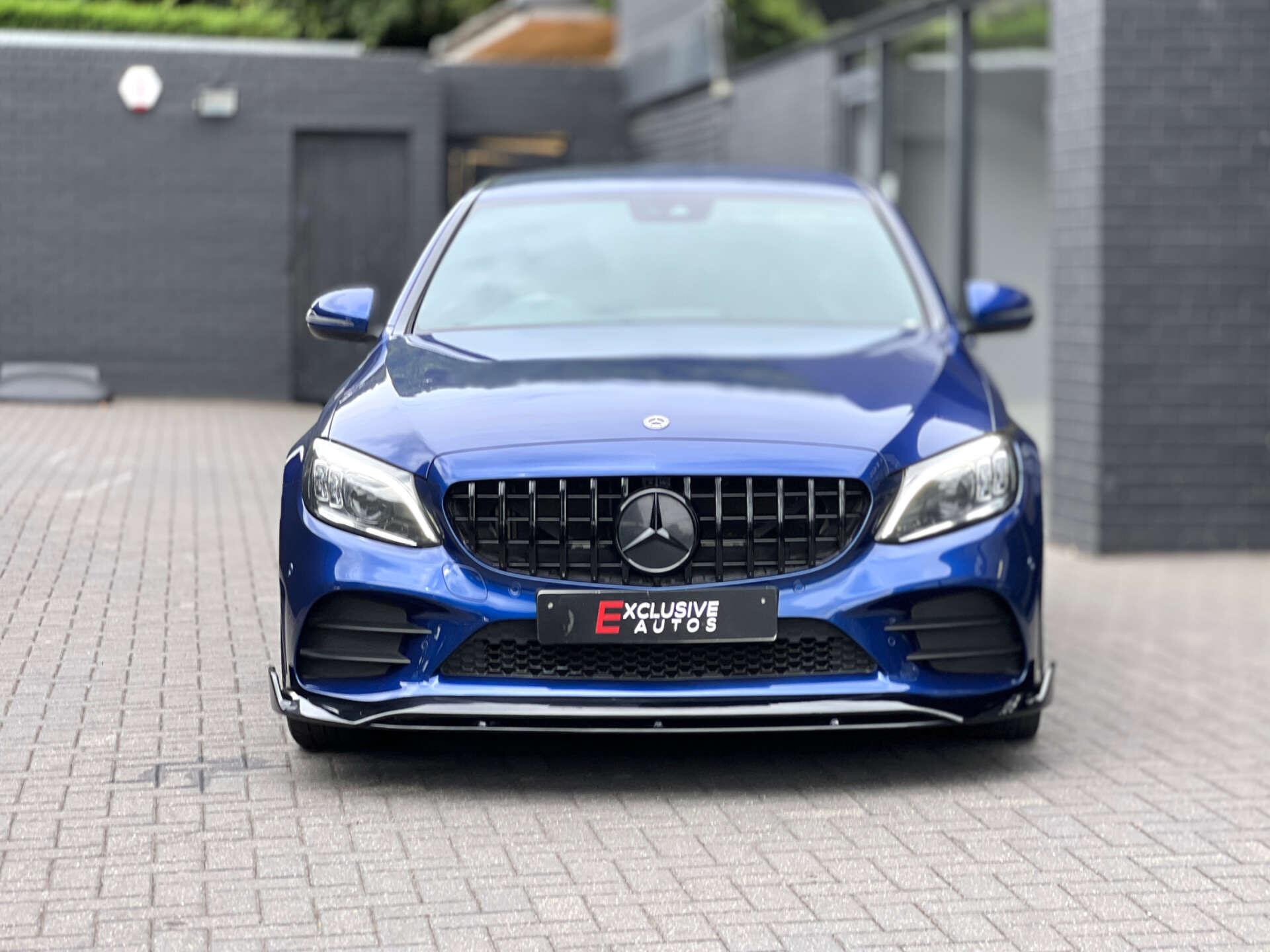 Mercedes-Benz C Class view 8