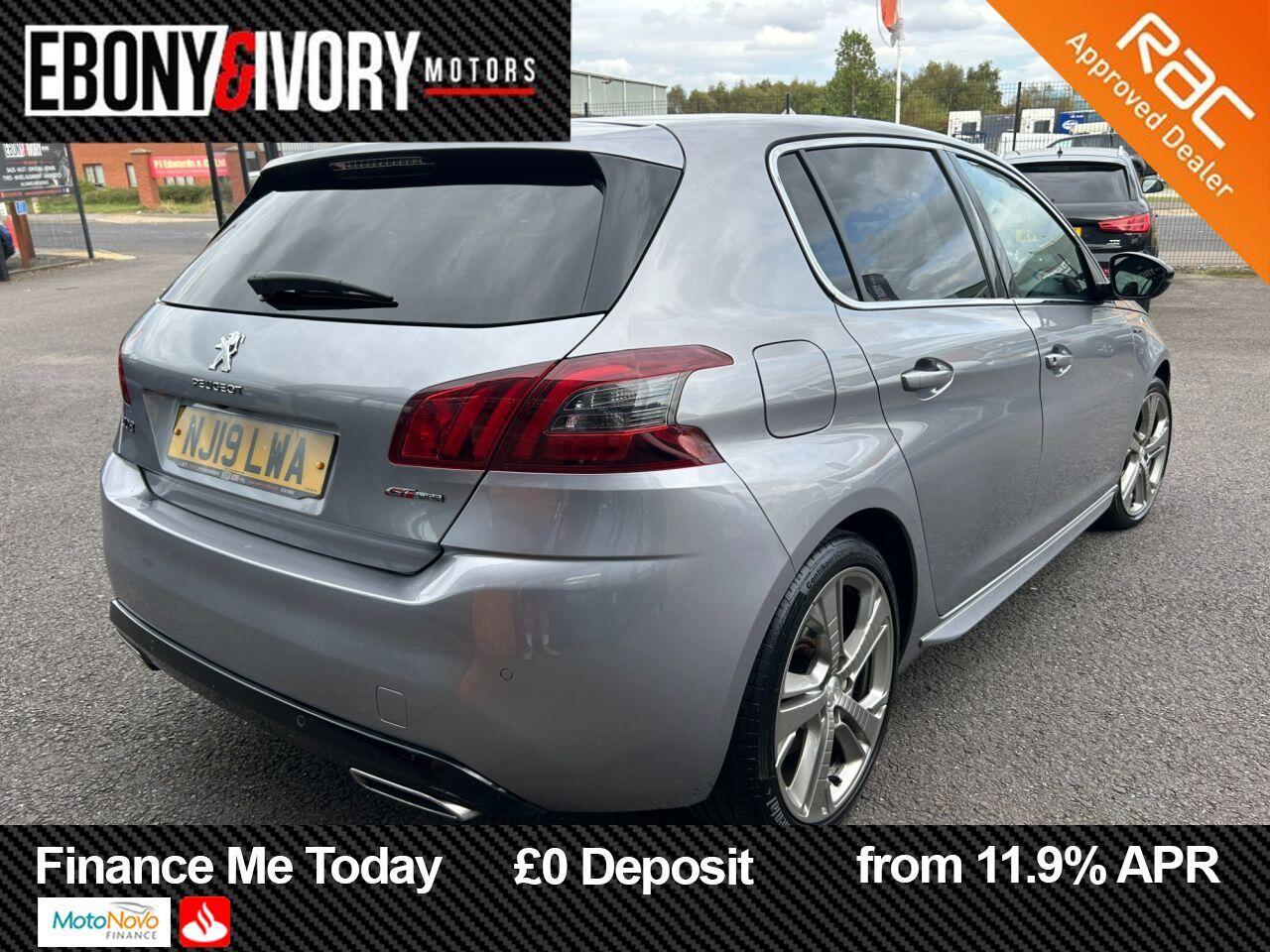 Peugeot 308 view 5