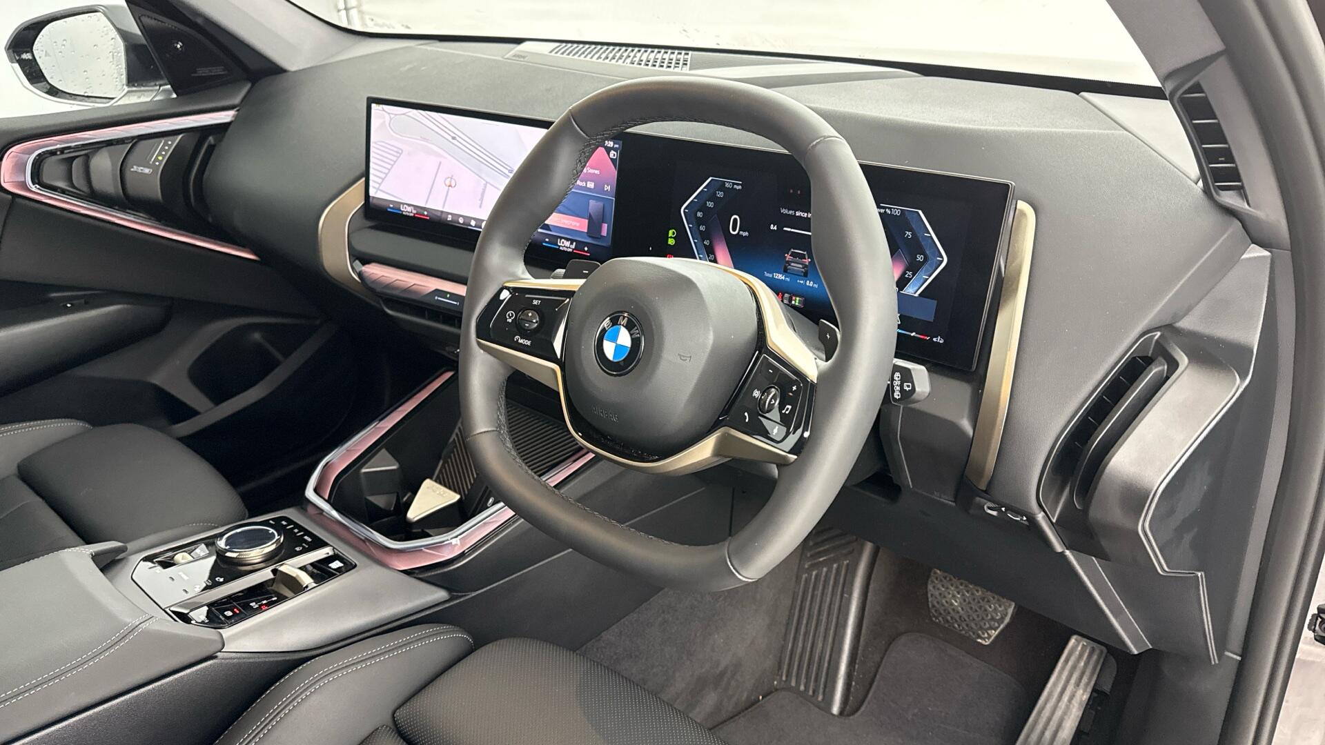 BMW X3 view 6
