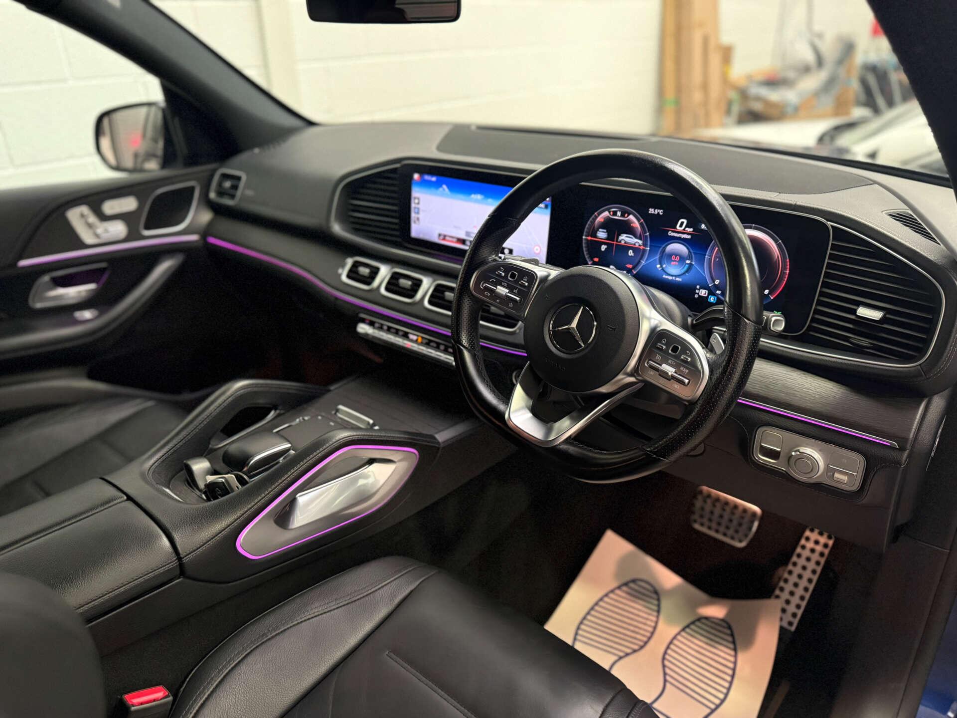 Mercedes-Benz Gle view 14