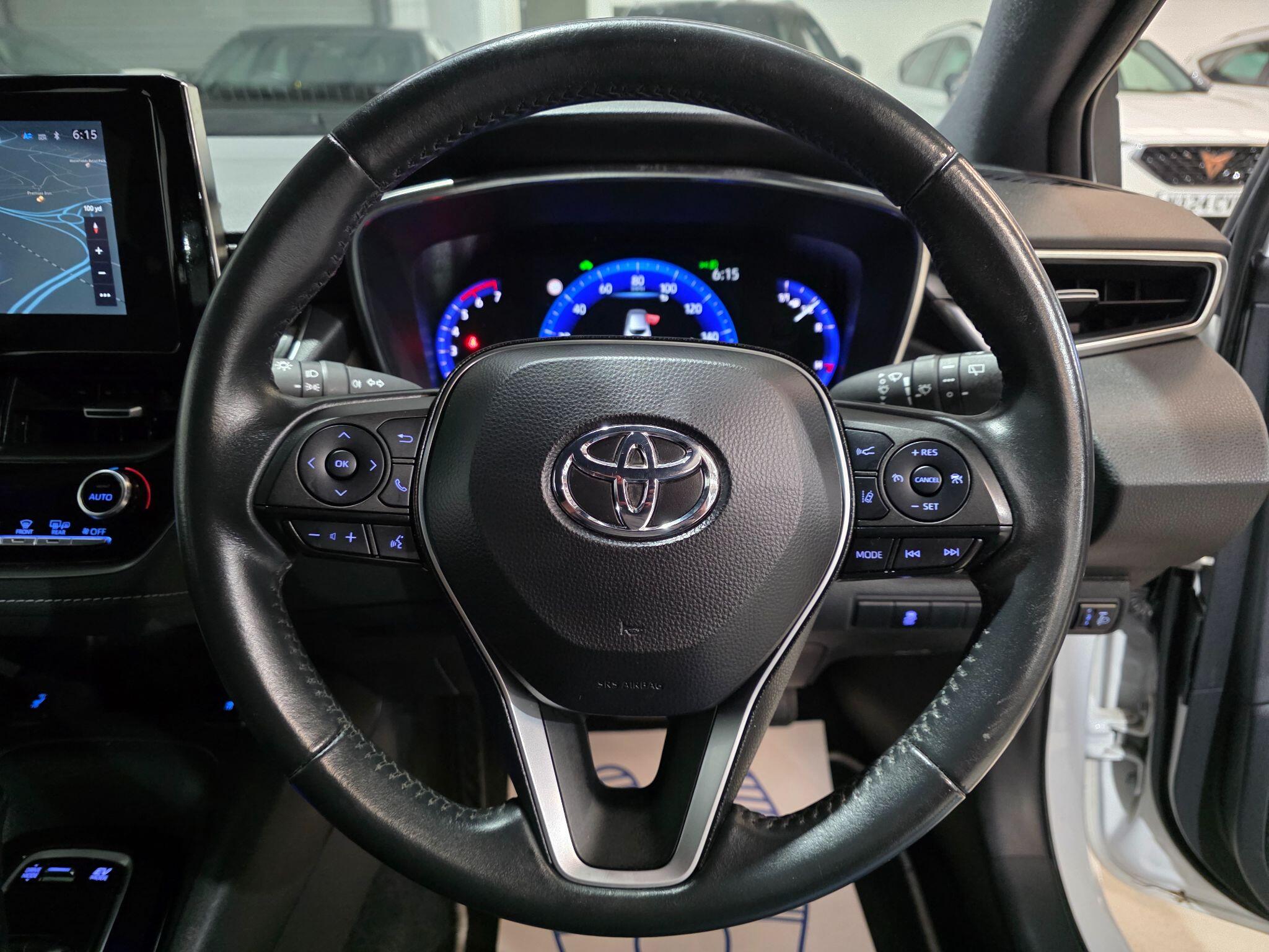 Toyota Corolla view 14