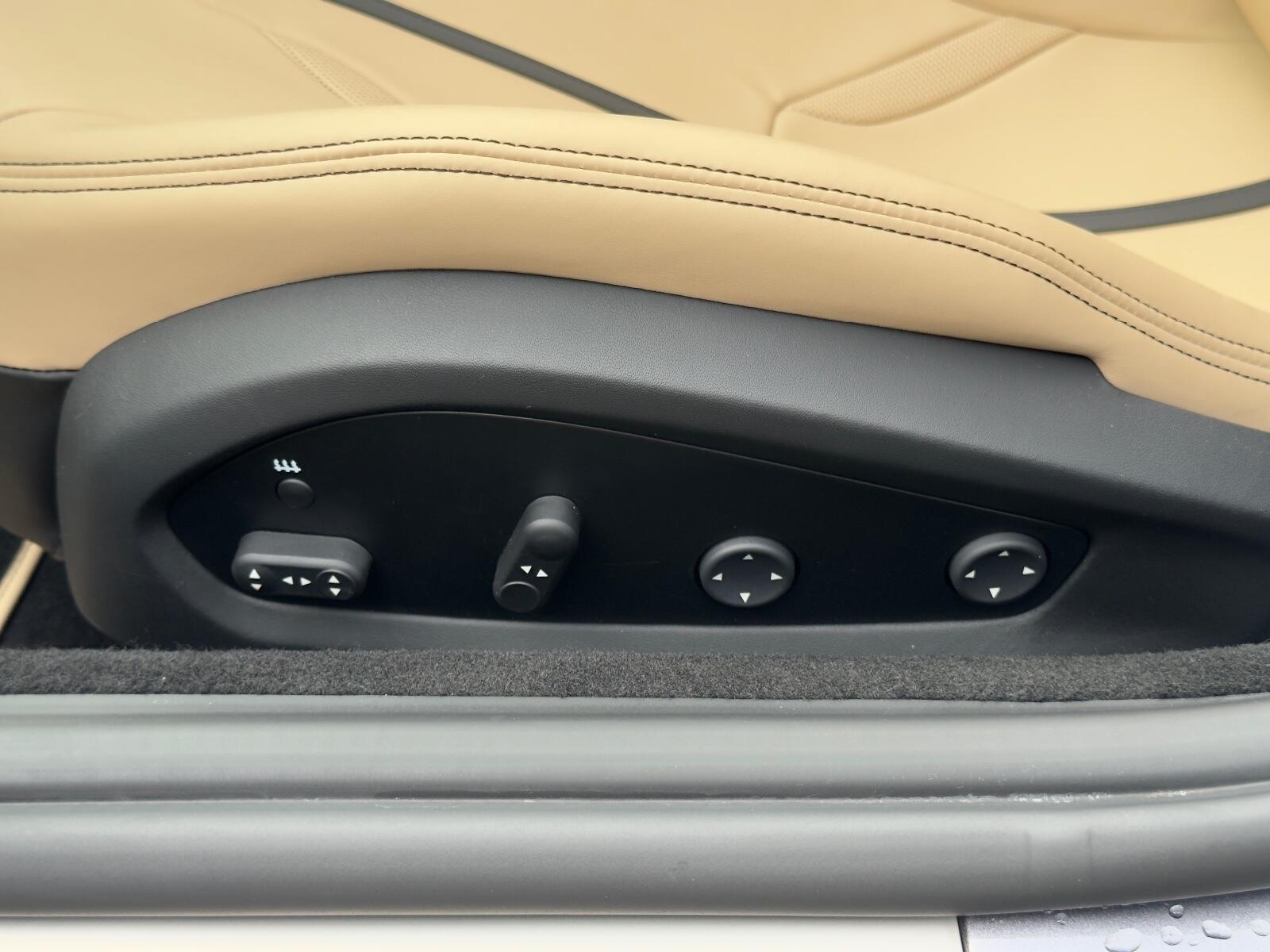 Ferrari 812 GTS view 34