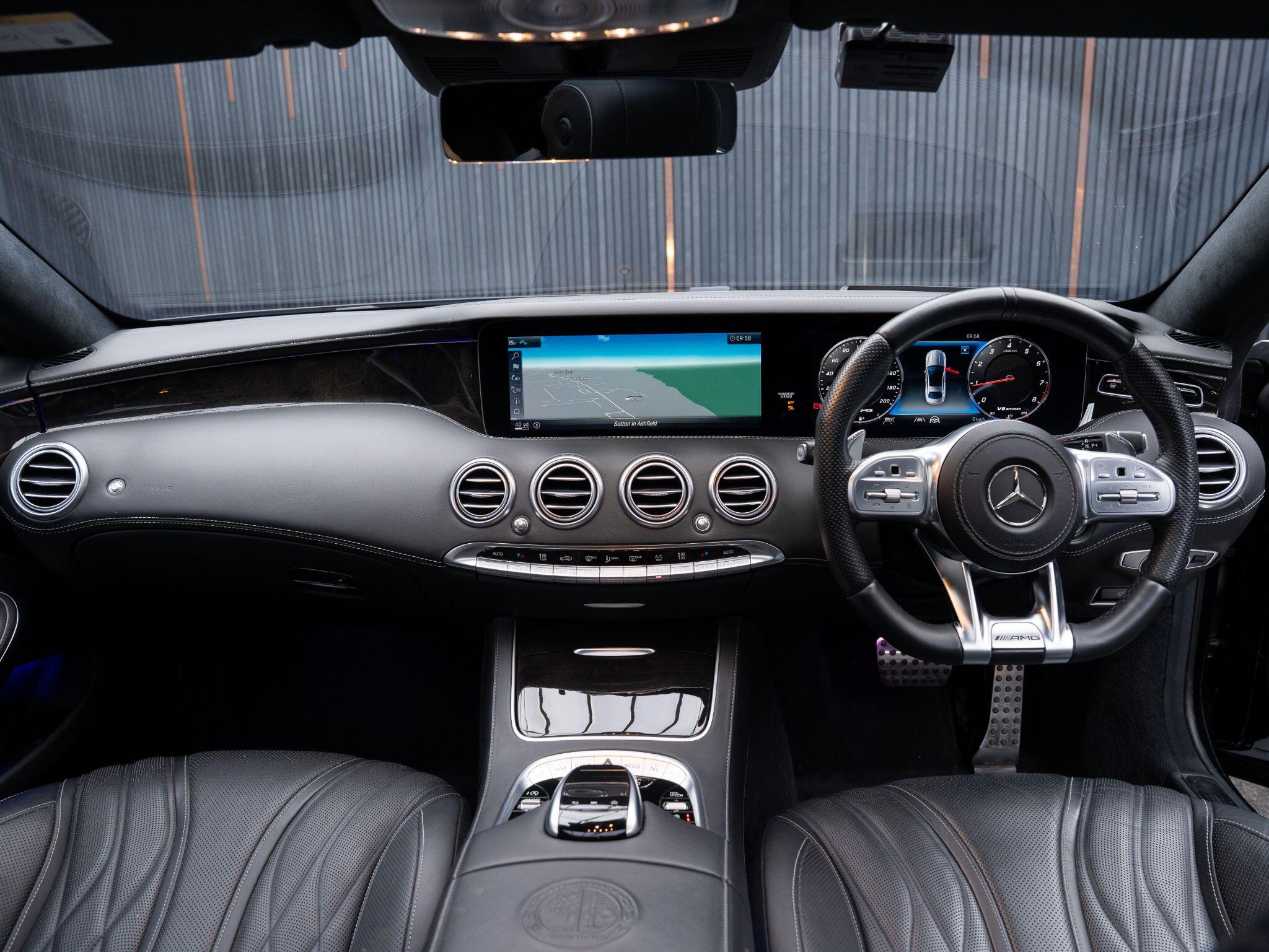 Mercedes-Benz S-Class view 51