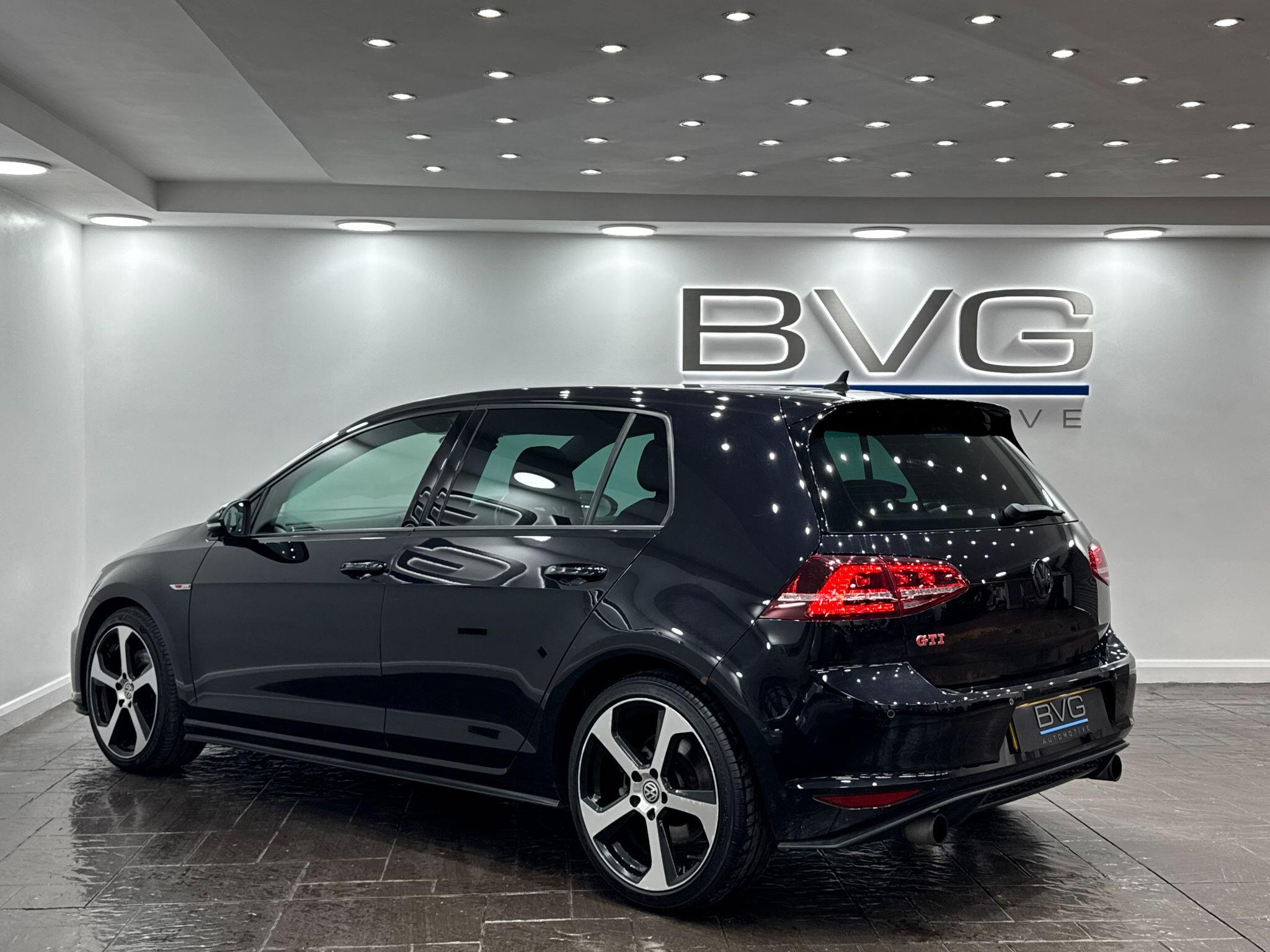 Volkswagen Golf view 7