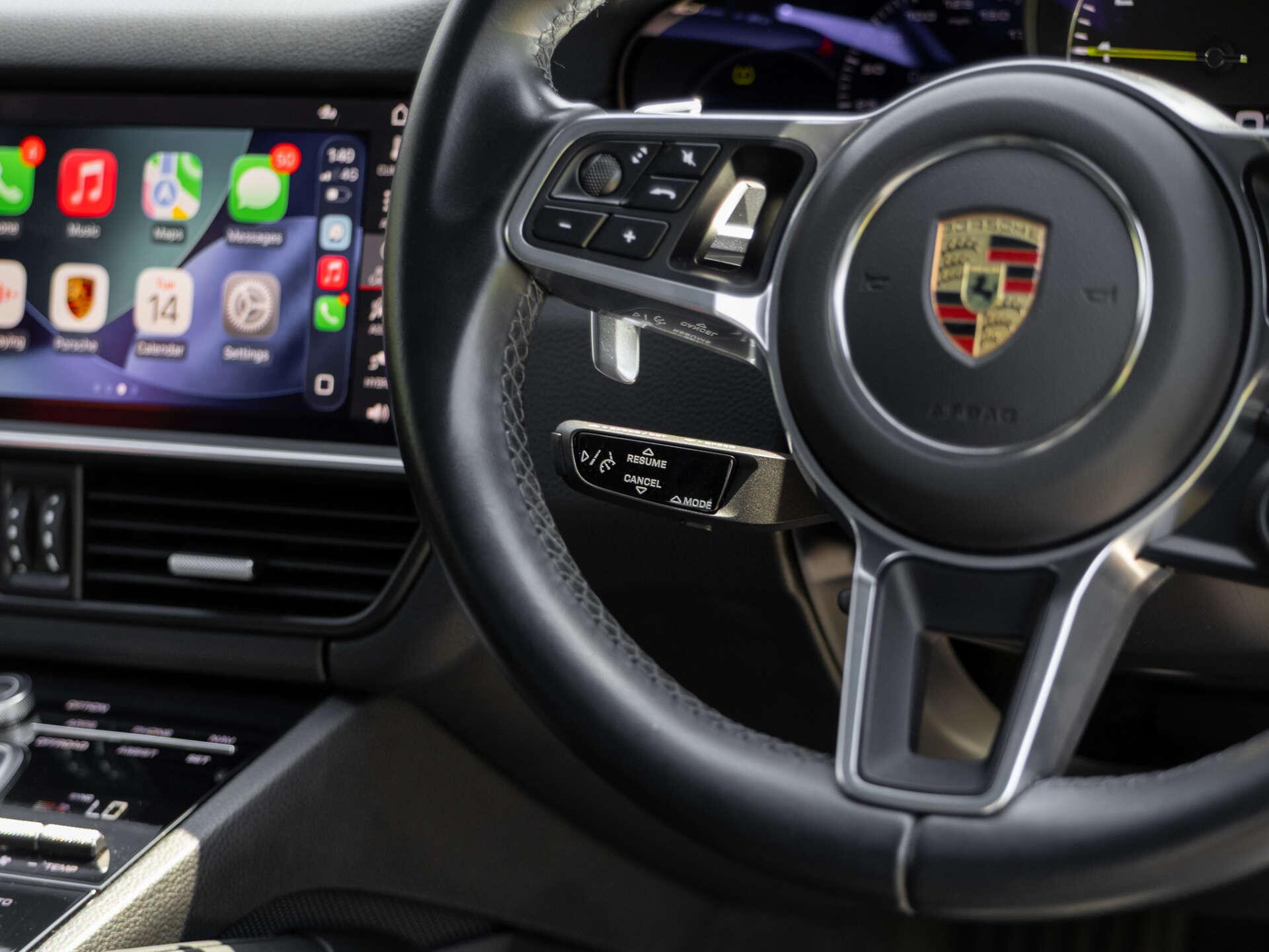 Porsche Cayenne view 13