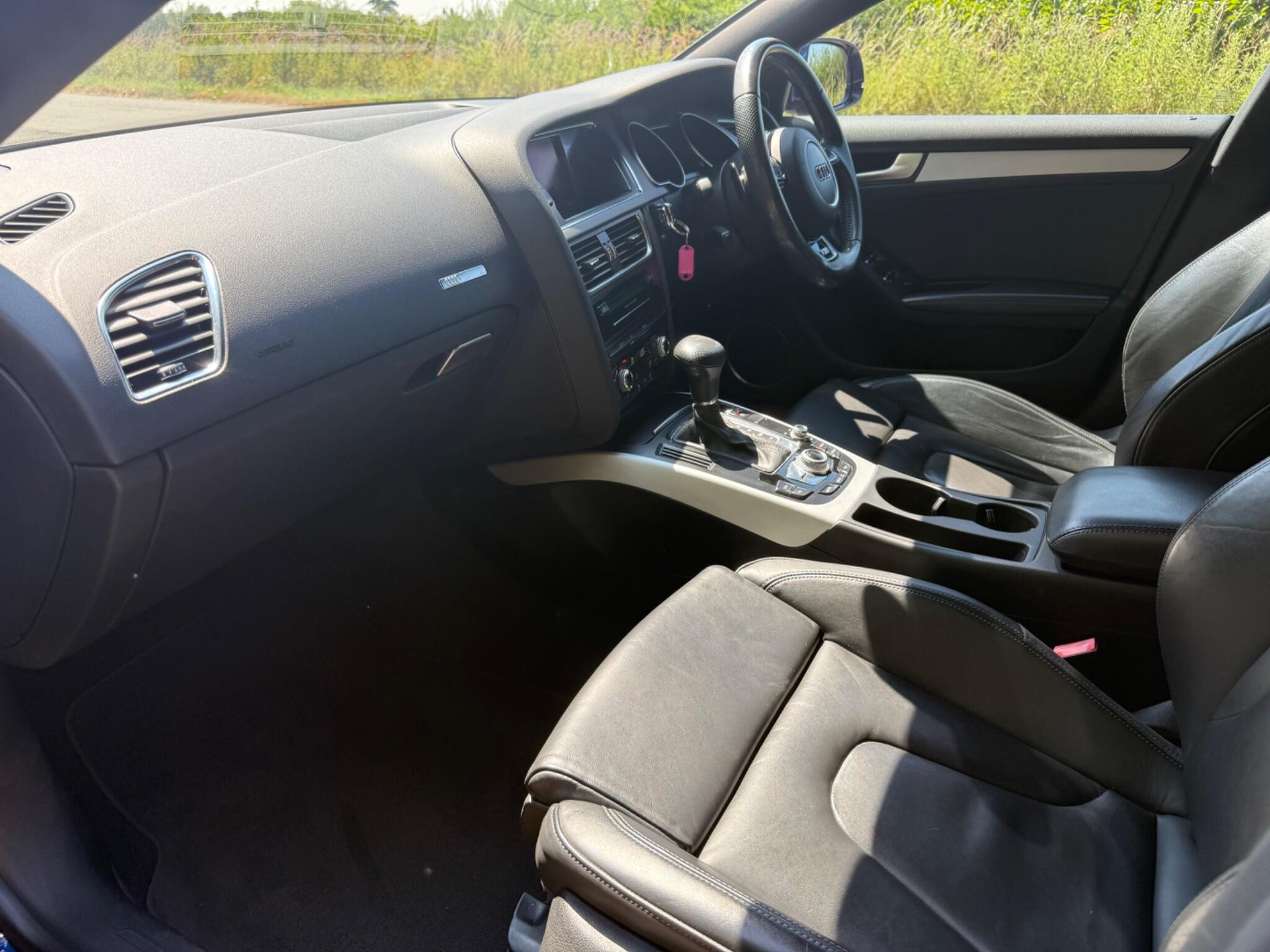 Audi A5 view 12