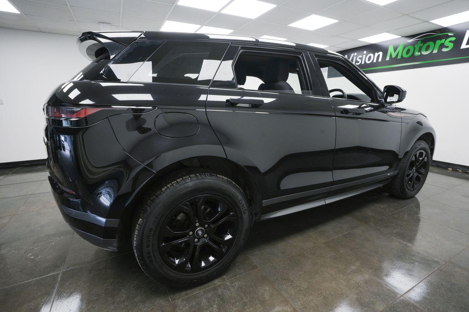 Land Rover Range Rover Evoque view 3