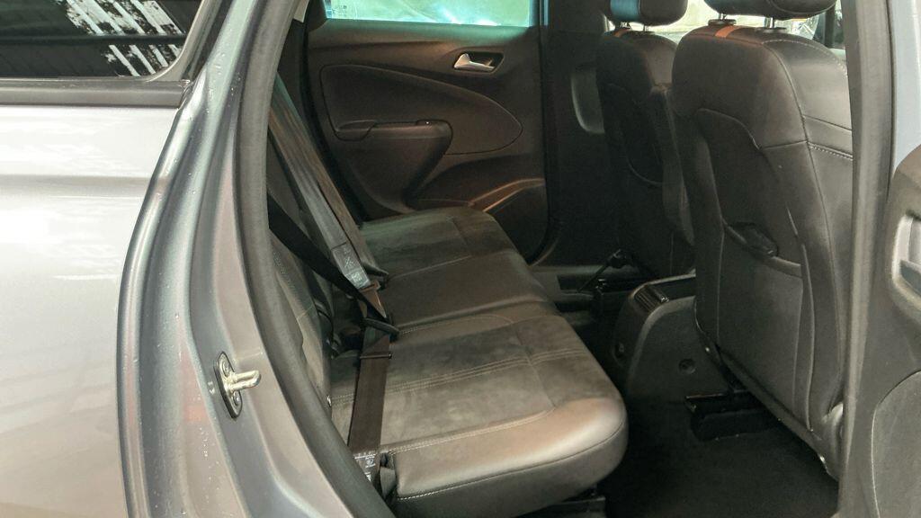 Vauxhall Crossland view 13
