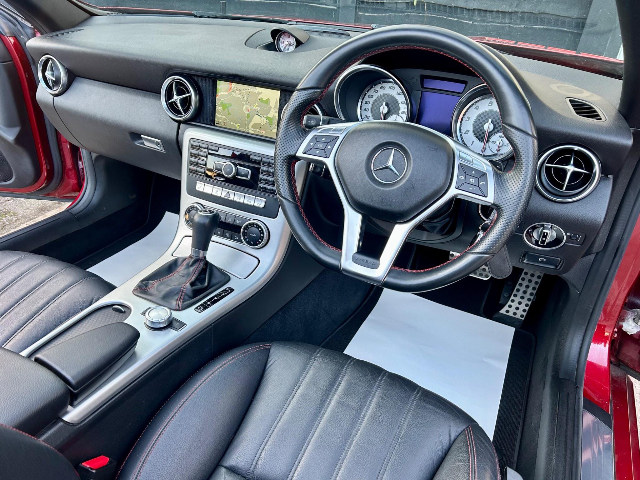 Mercedes-Benz SLK view 6