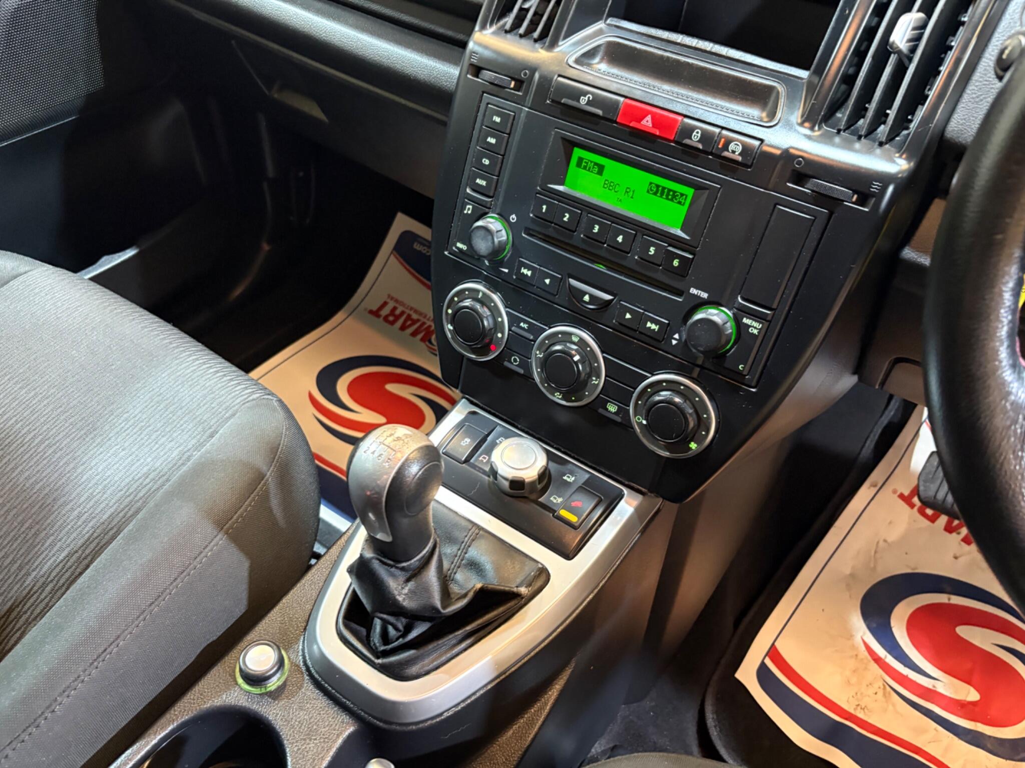 Land Rover Freelander 2 view 18
