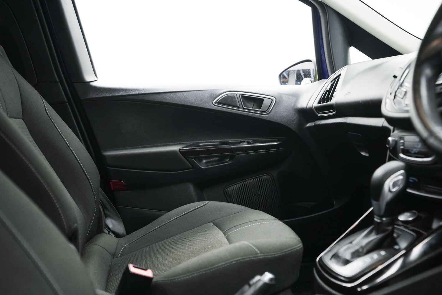 Ford B-Max view 15