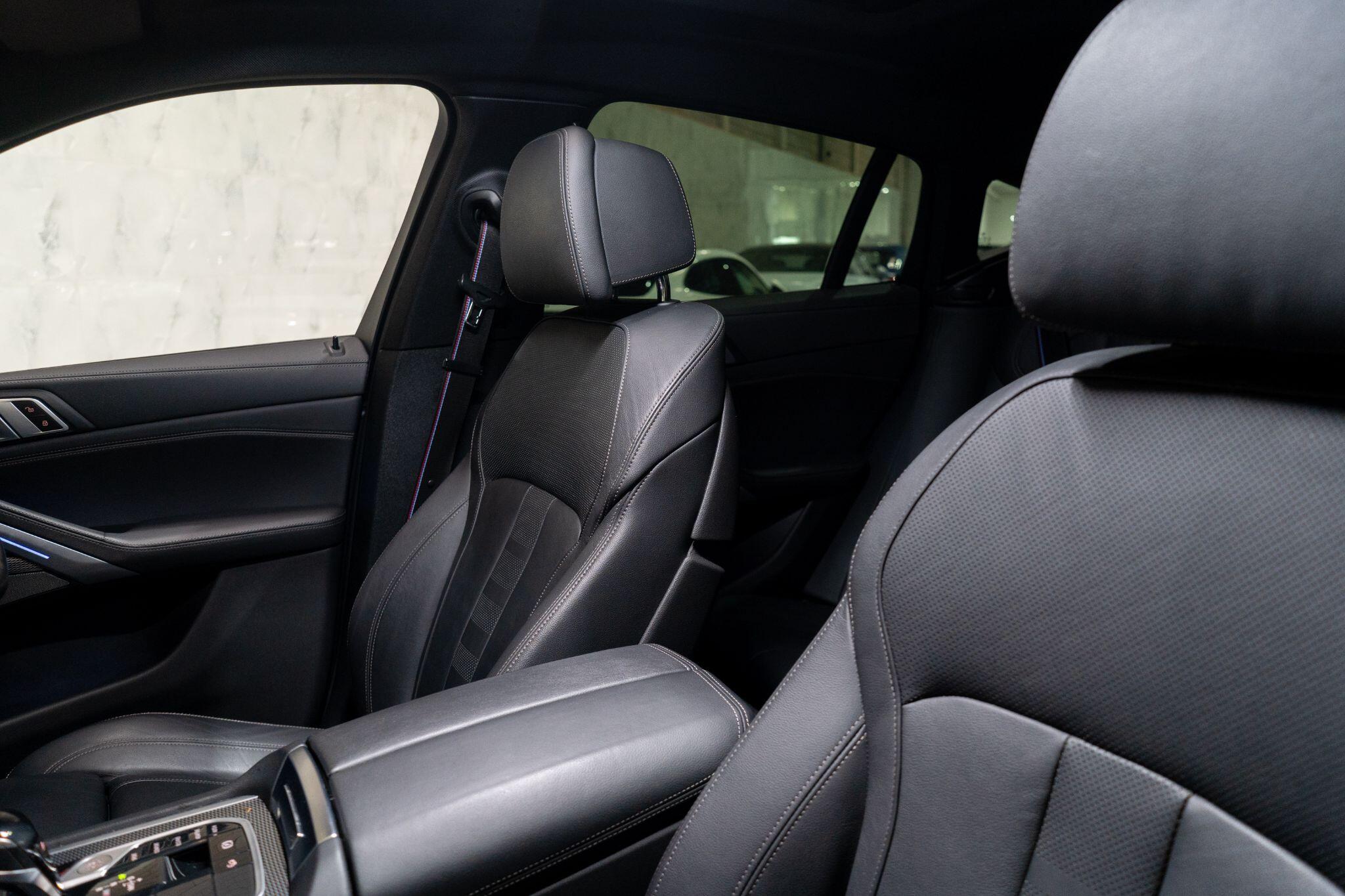 BMW X6 view 34