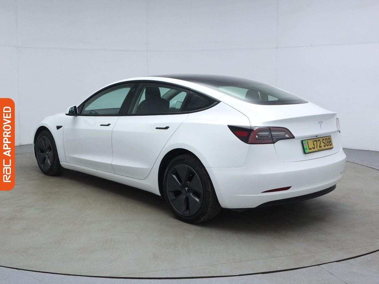 Tesla Model 3 view 5