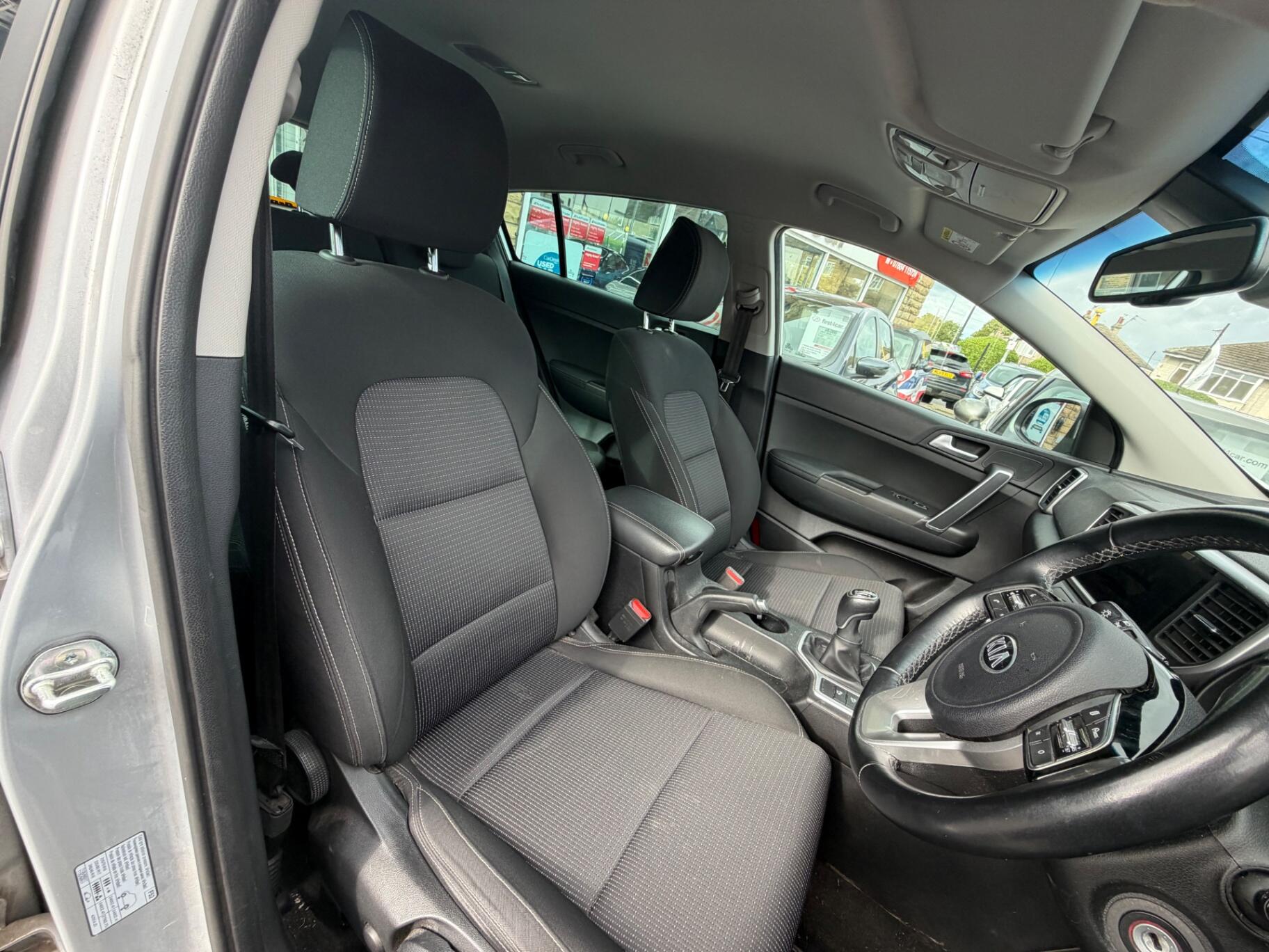 Kia Sportage view 9