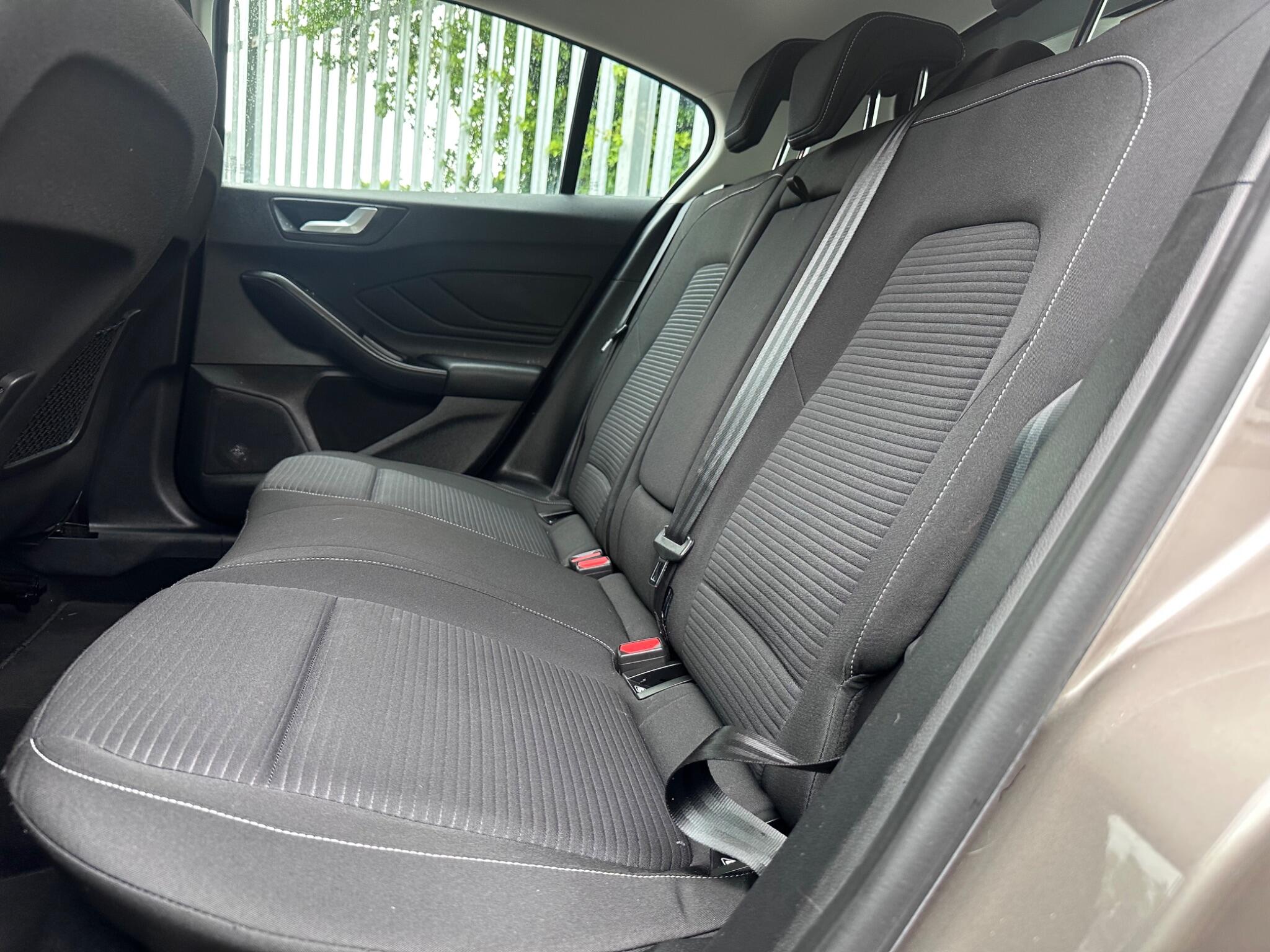 2019 Ford Focus image 22