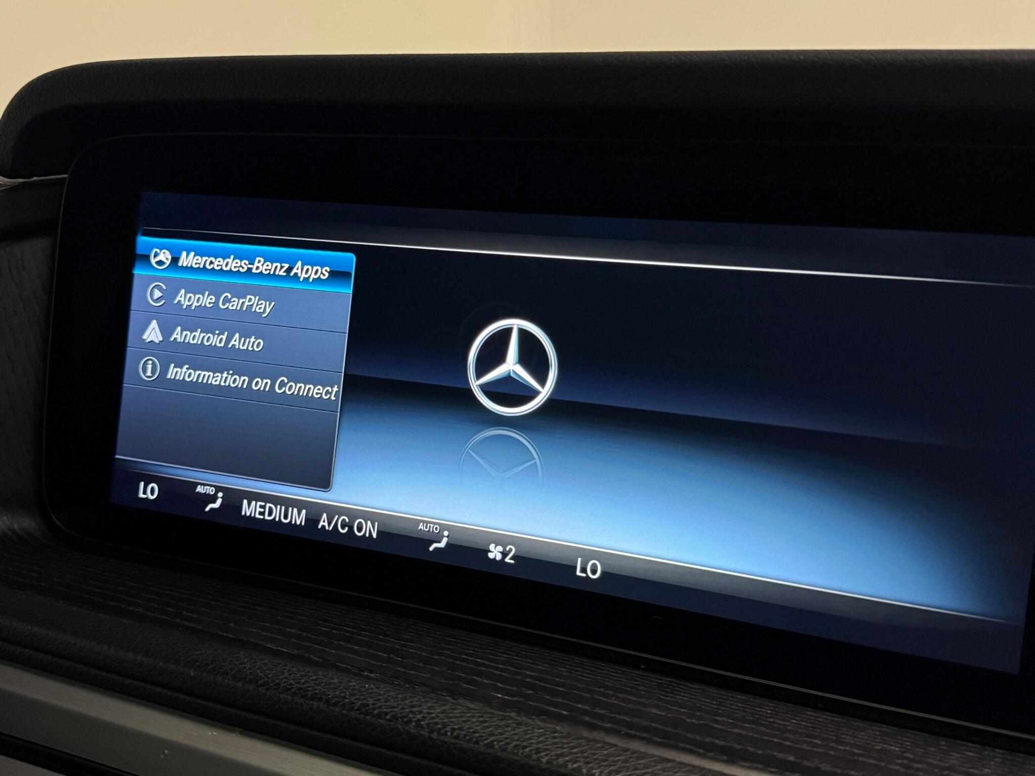 Mercedes-Benz G-Class view 8