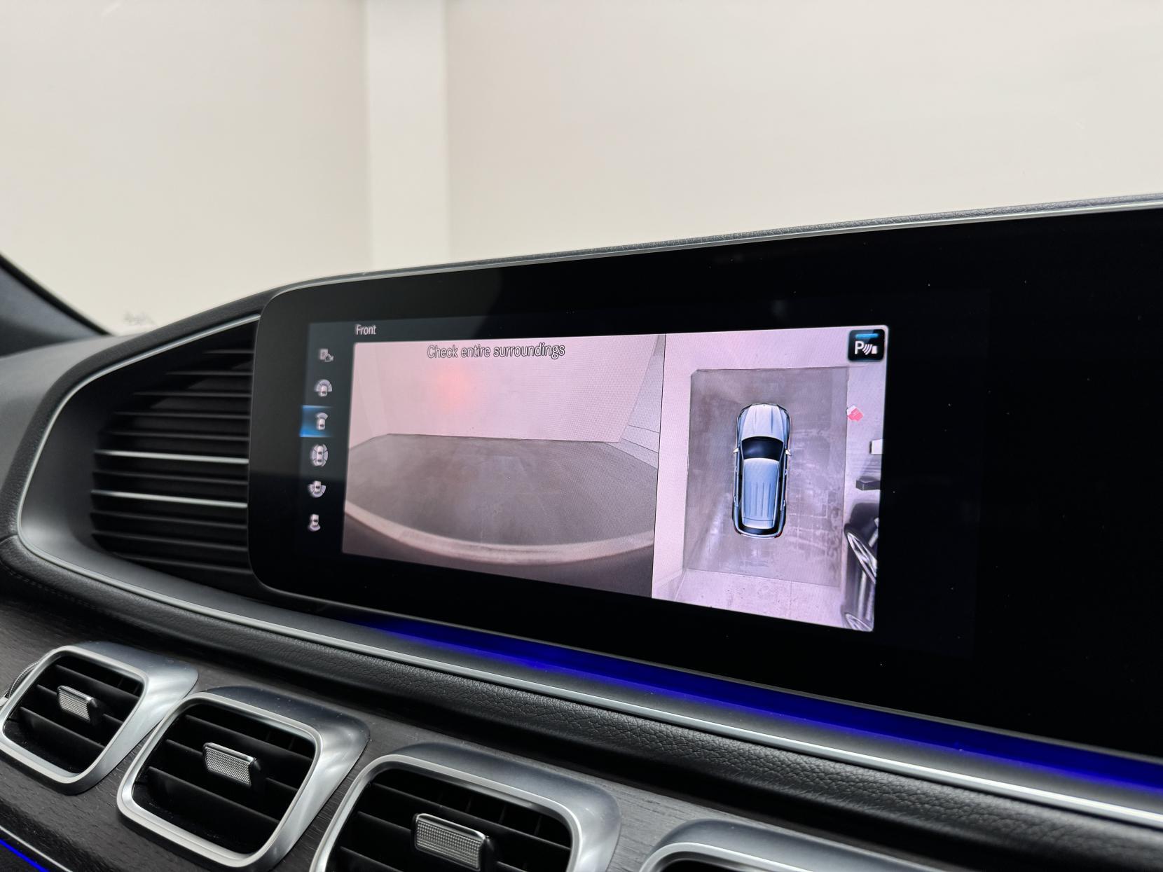 Mercedes-Benz Gle view 29