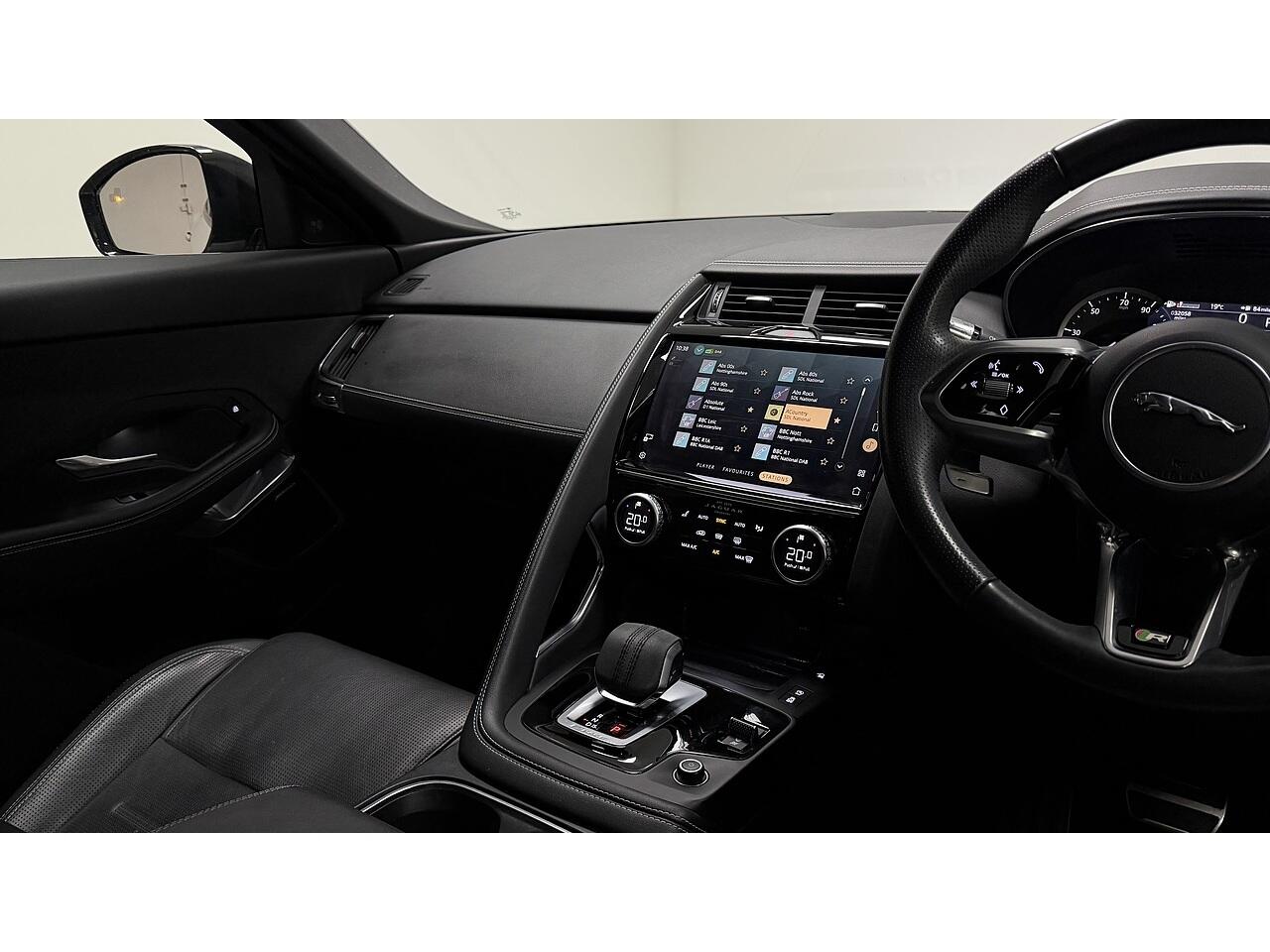 Jaguar E-Pace view 18