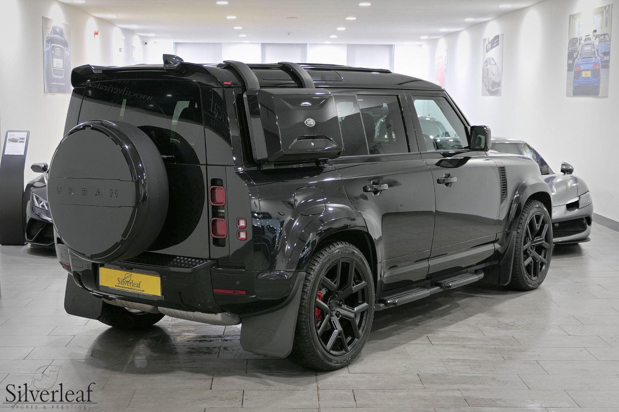 Land Rover Defender view 11