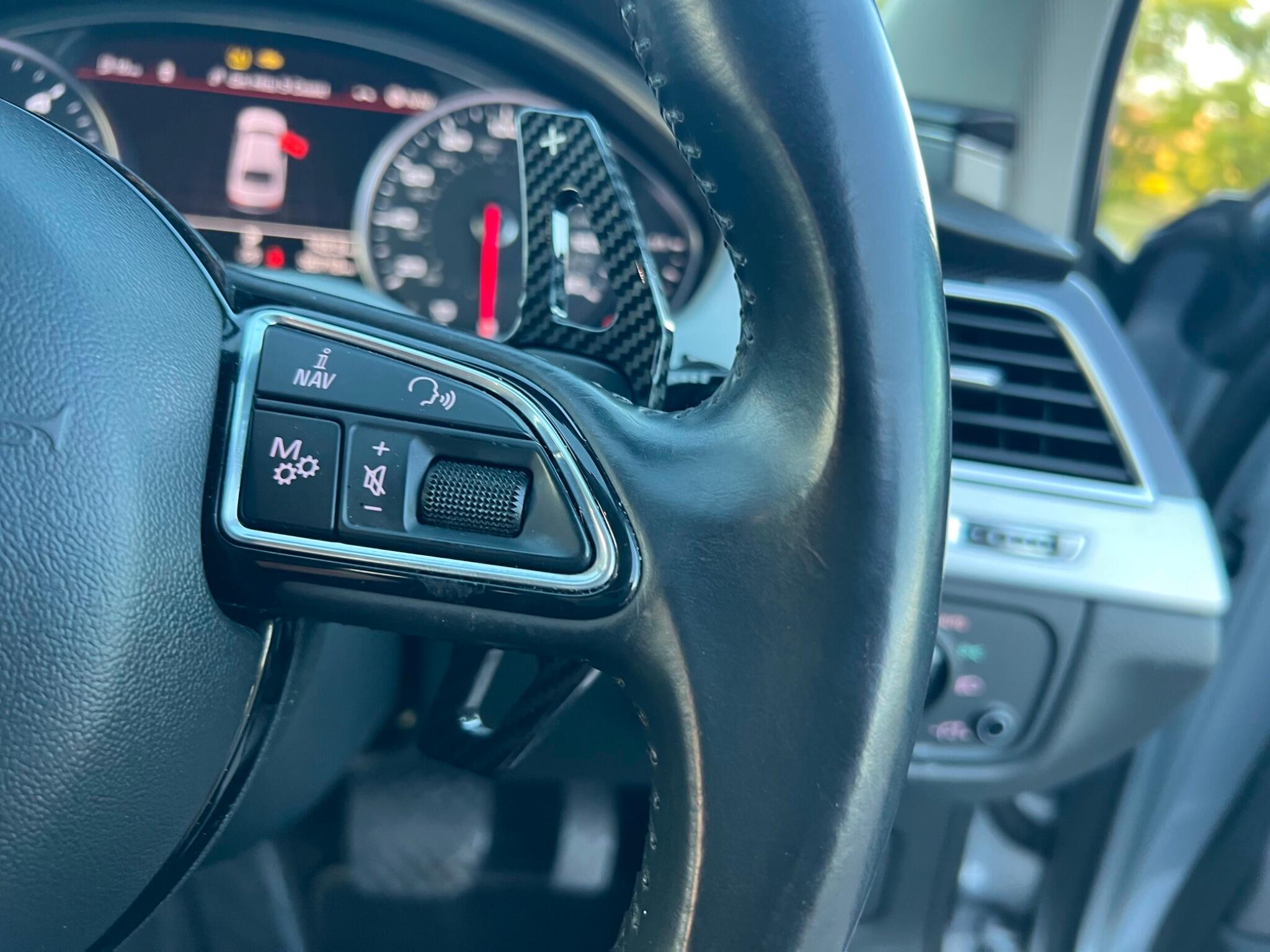 Audi A8 view 18