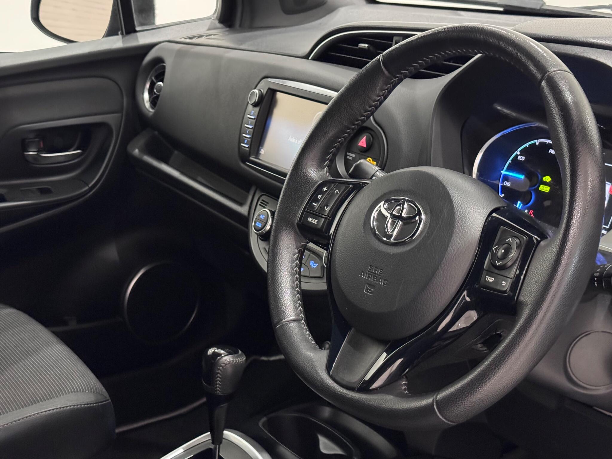 Toyota Yaris view 17