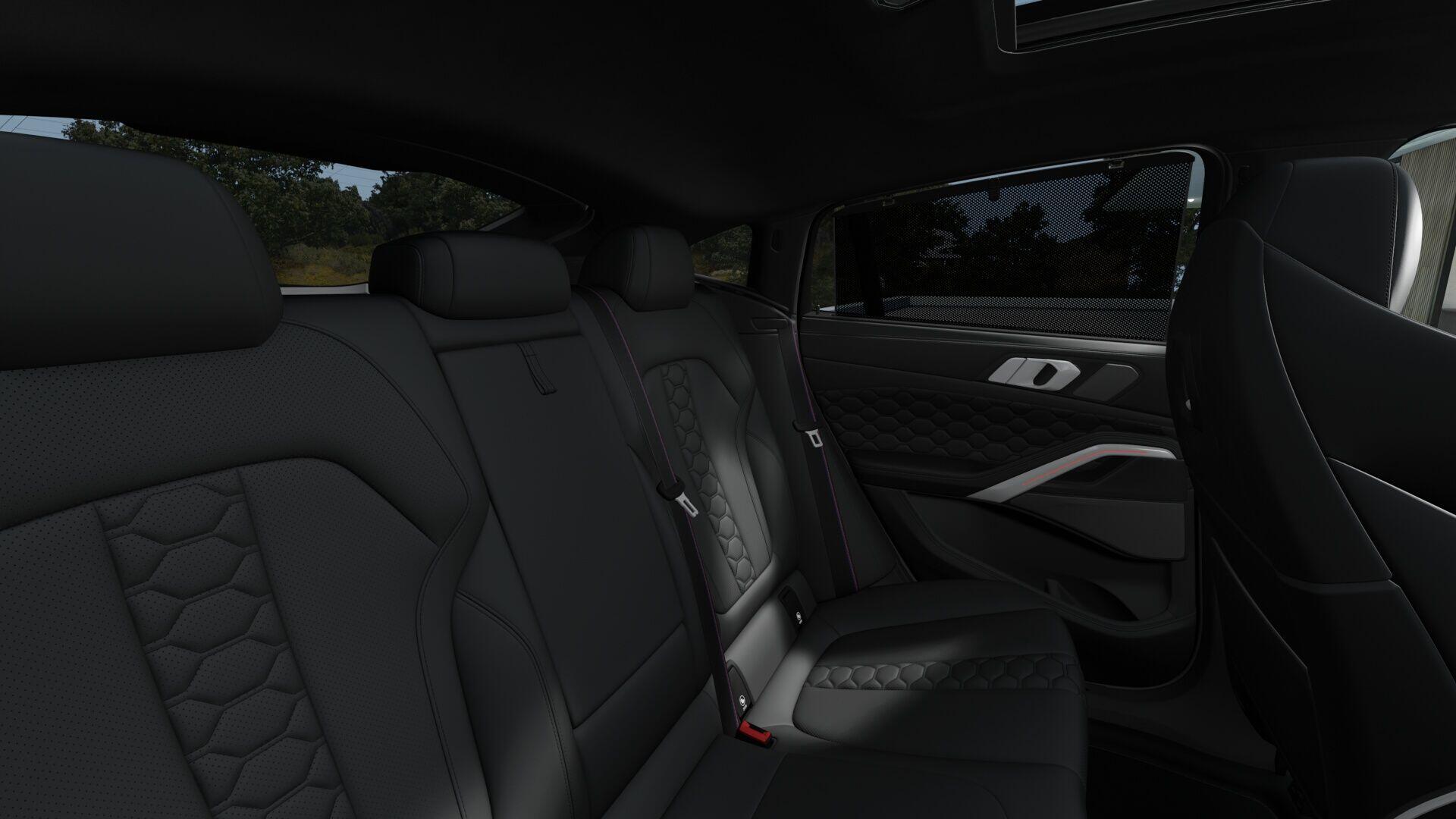 BMW X6 M view 9